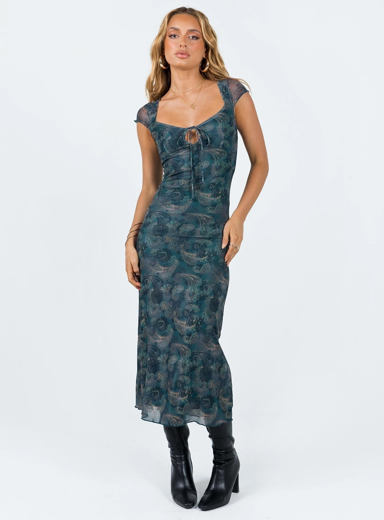 Motel Lunama Dress Tonal Blue Paisley Gender Fluid Bold-Color