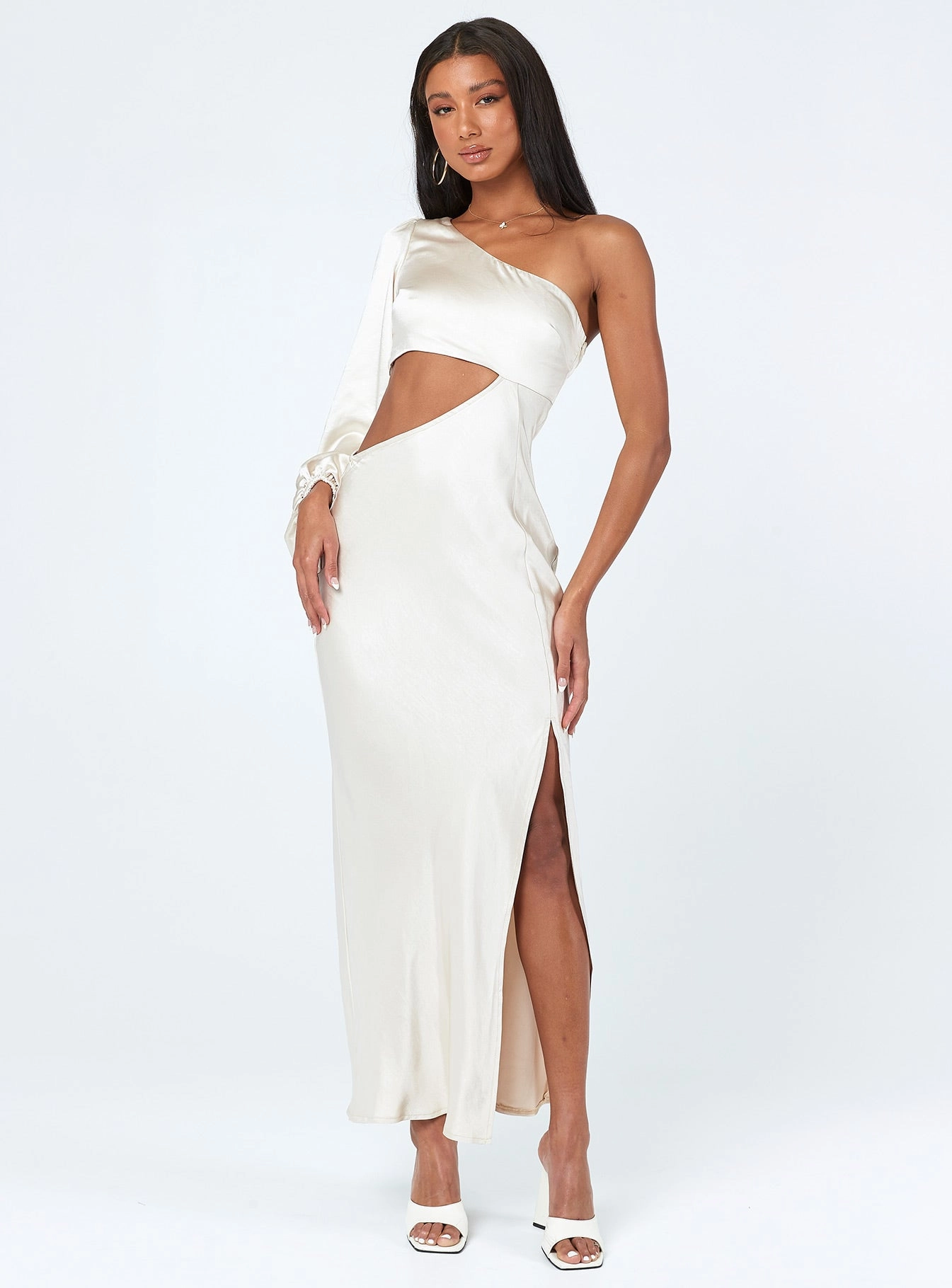 Silky Finish Free Shape Karter Maxi Dress Champagne