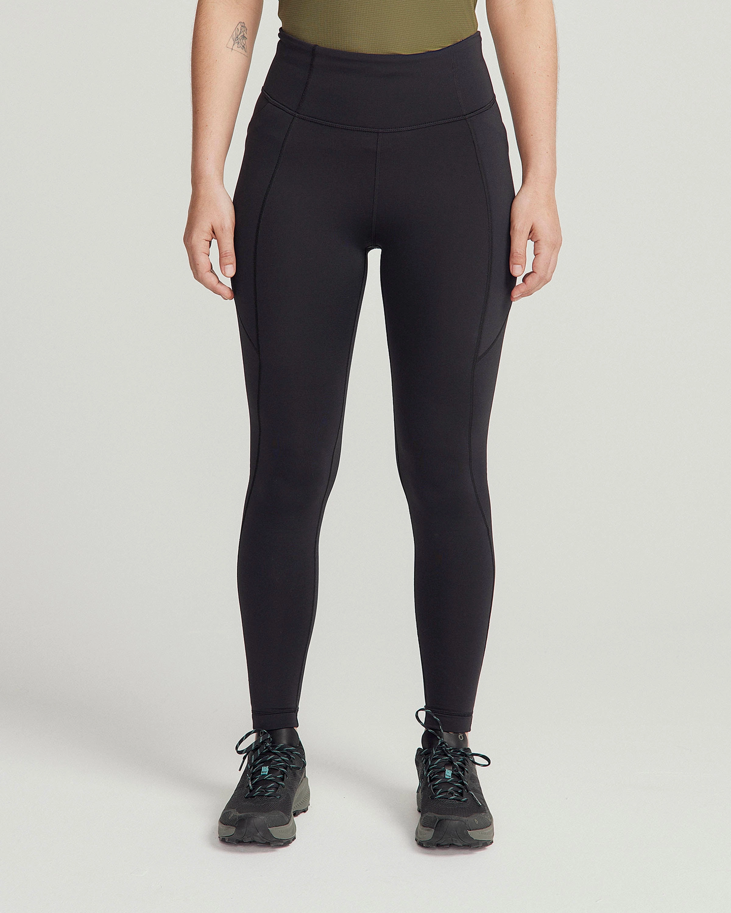 Chill Ready Body-Hugging Fit Women's Seeker Winter Leggings - Black Stingray