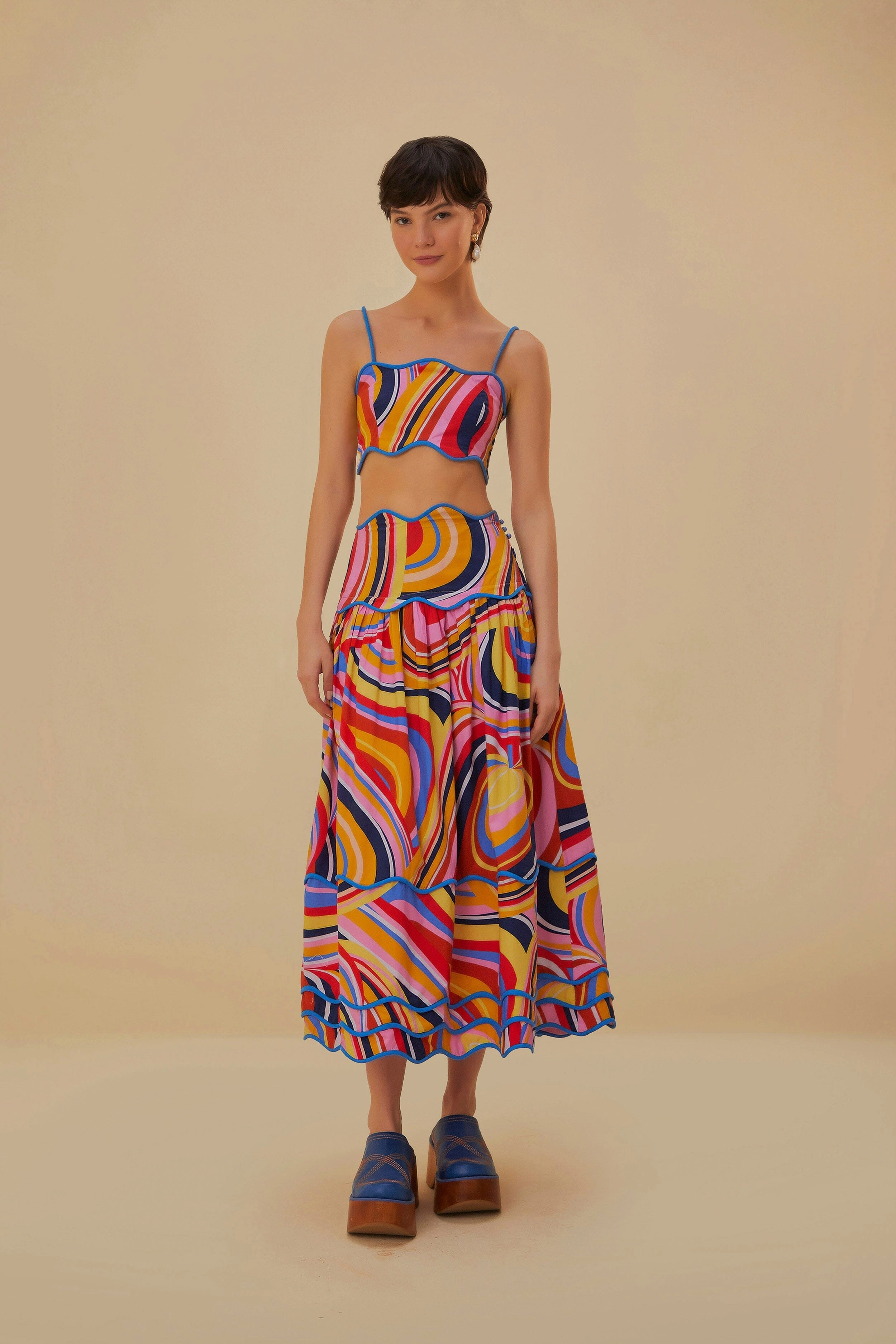 Outfit Combo Multicolor Waves Midi Skirt