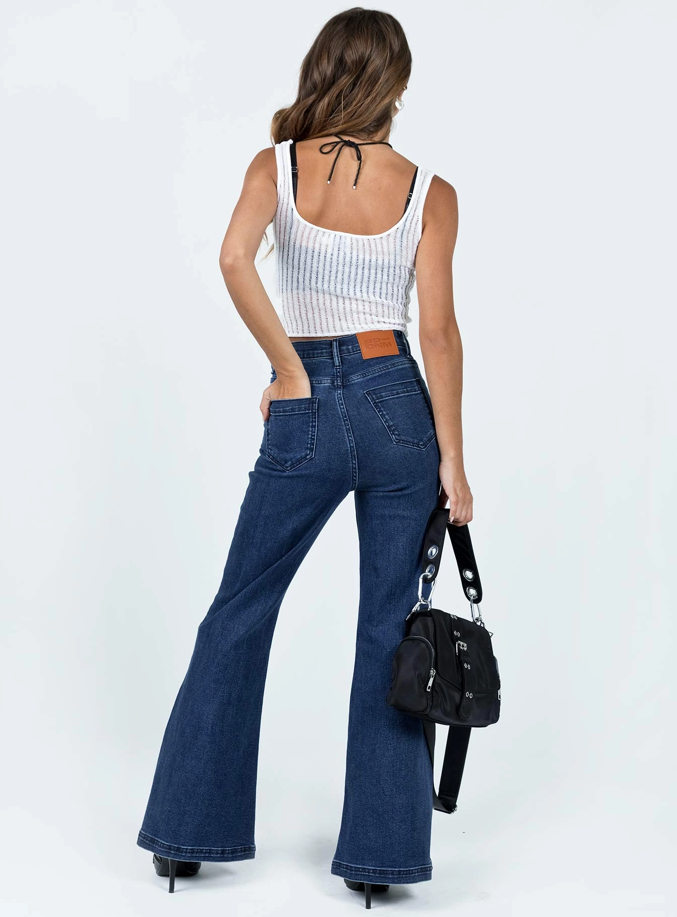 Brunch Outfit Traveler Gear Minimalist Night Out Smooth Nairana Split Hem Jeans Dark Wash Denim