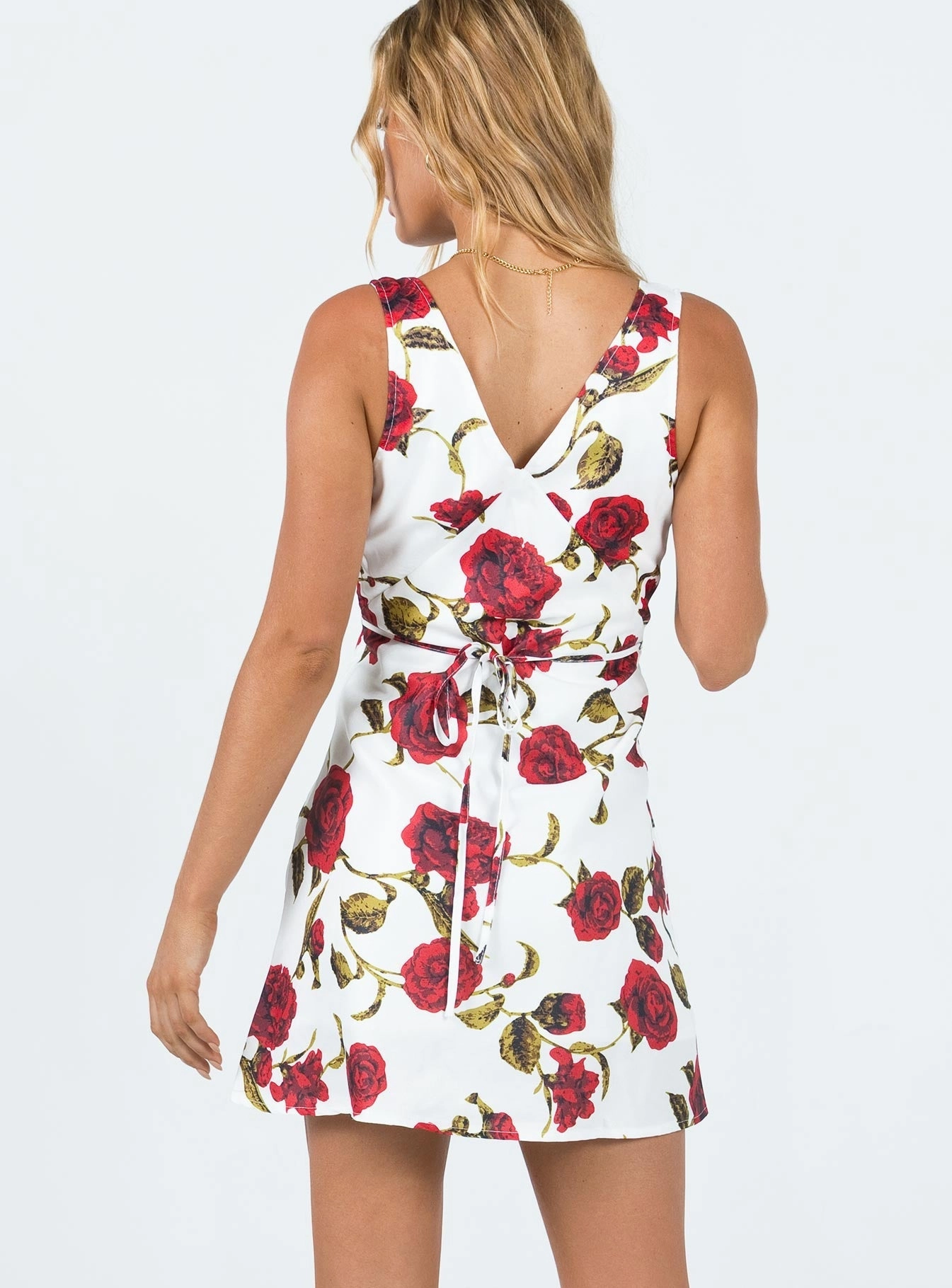 Bare Arm Fashionable Look Nellie Mini Dress White / Red Floral
