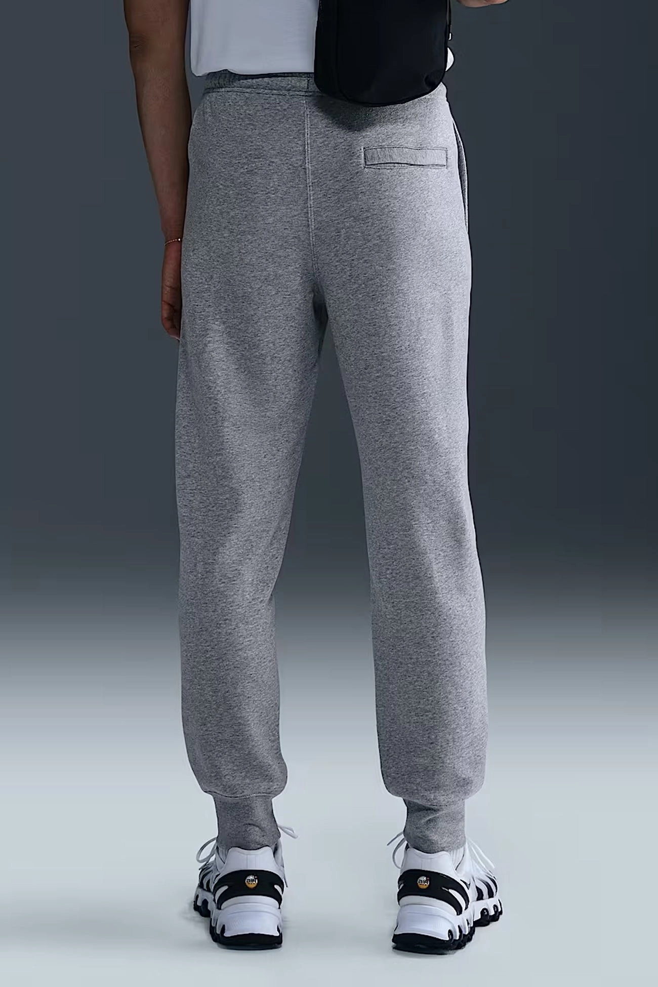 Sport Layer Nike Club BB Jogger Dark Grey Heather Light Smoke Grey White