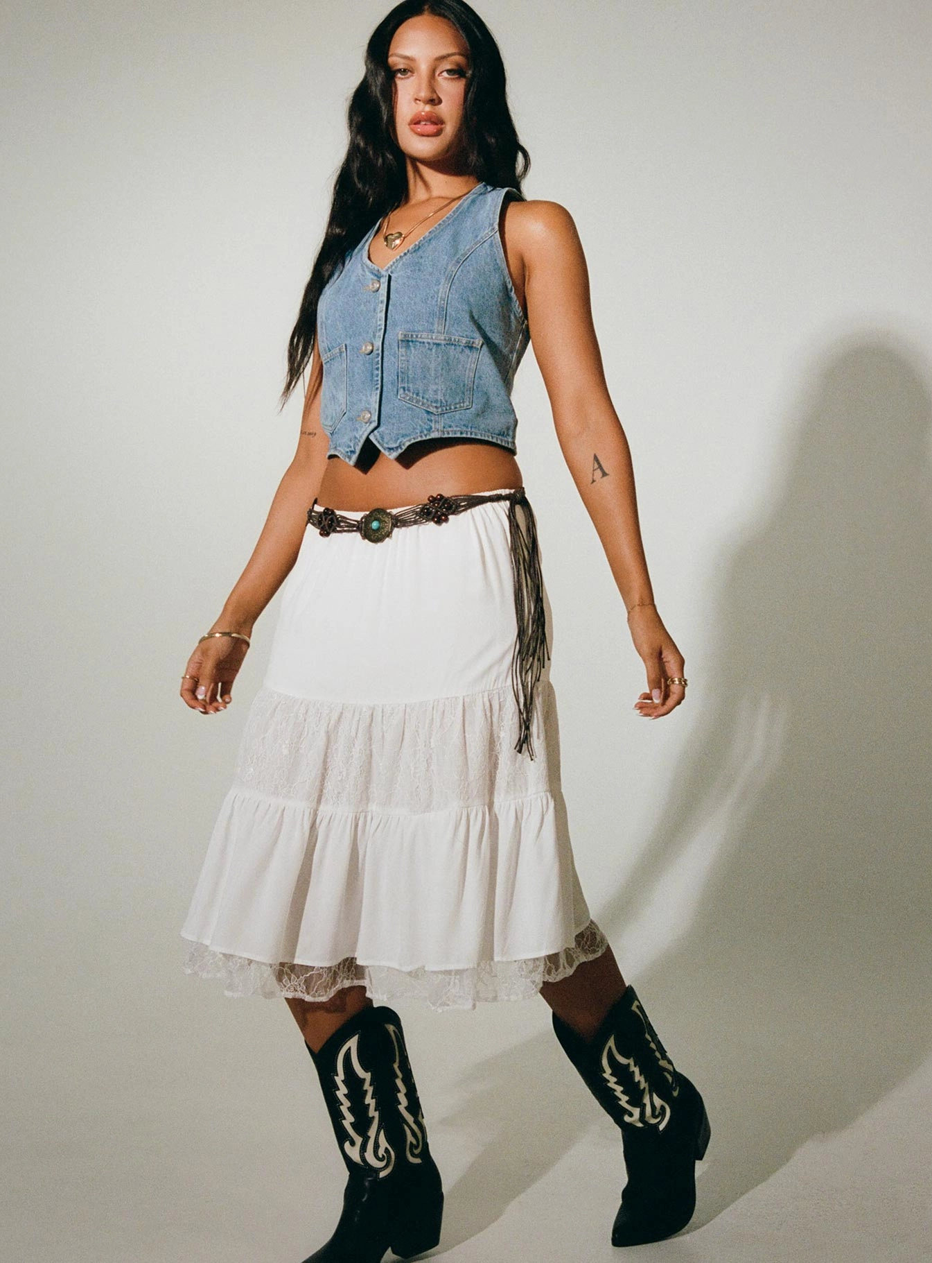 Seasonal Drop Frolicking Lace Midi Skirt White
