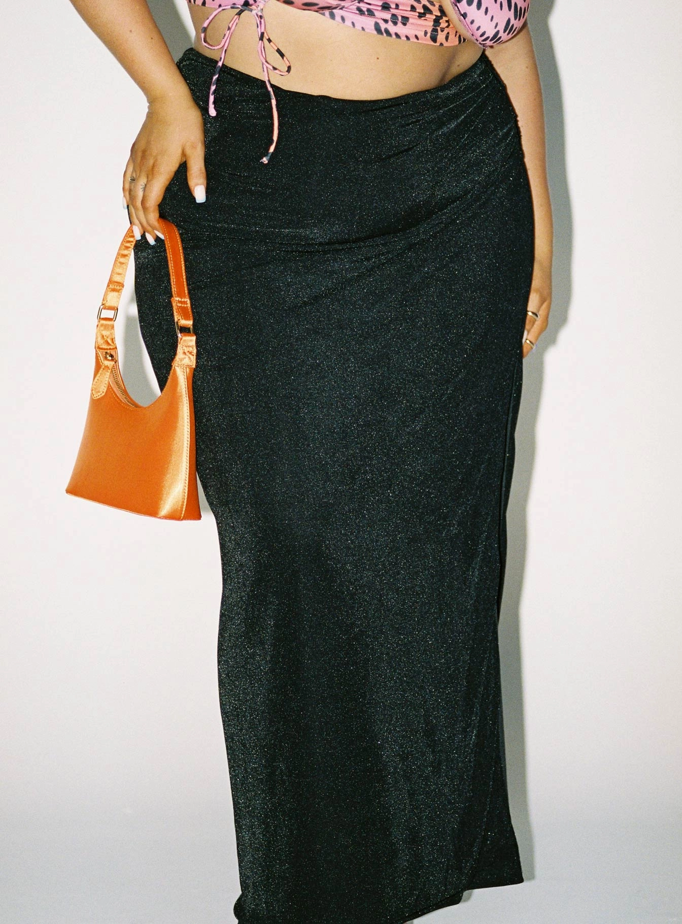 Fresh Texture Street Vibe Dreamer Midi Skirt Black