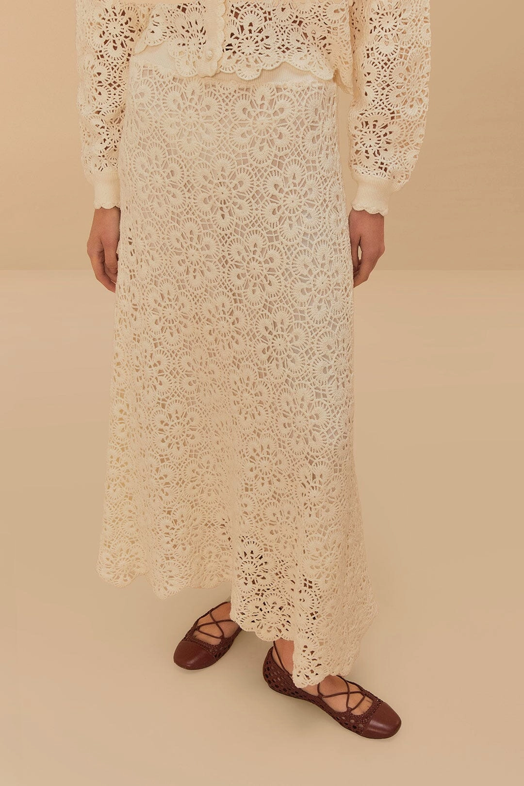 Off-White Flower Crochet Skirt Airy Look