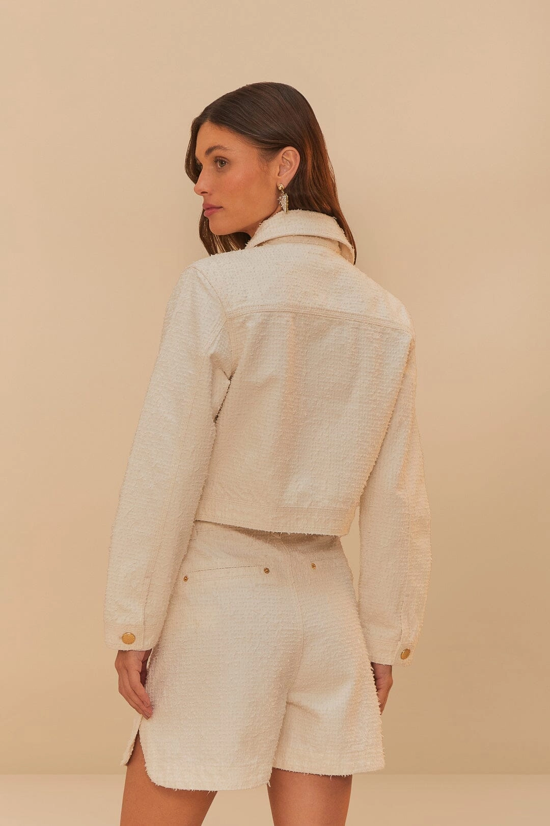 Smooth Fit Off-White Twill Laser Pleated Shorts