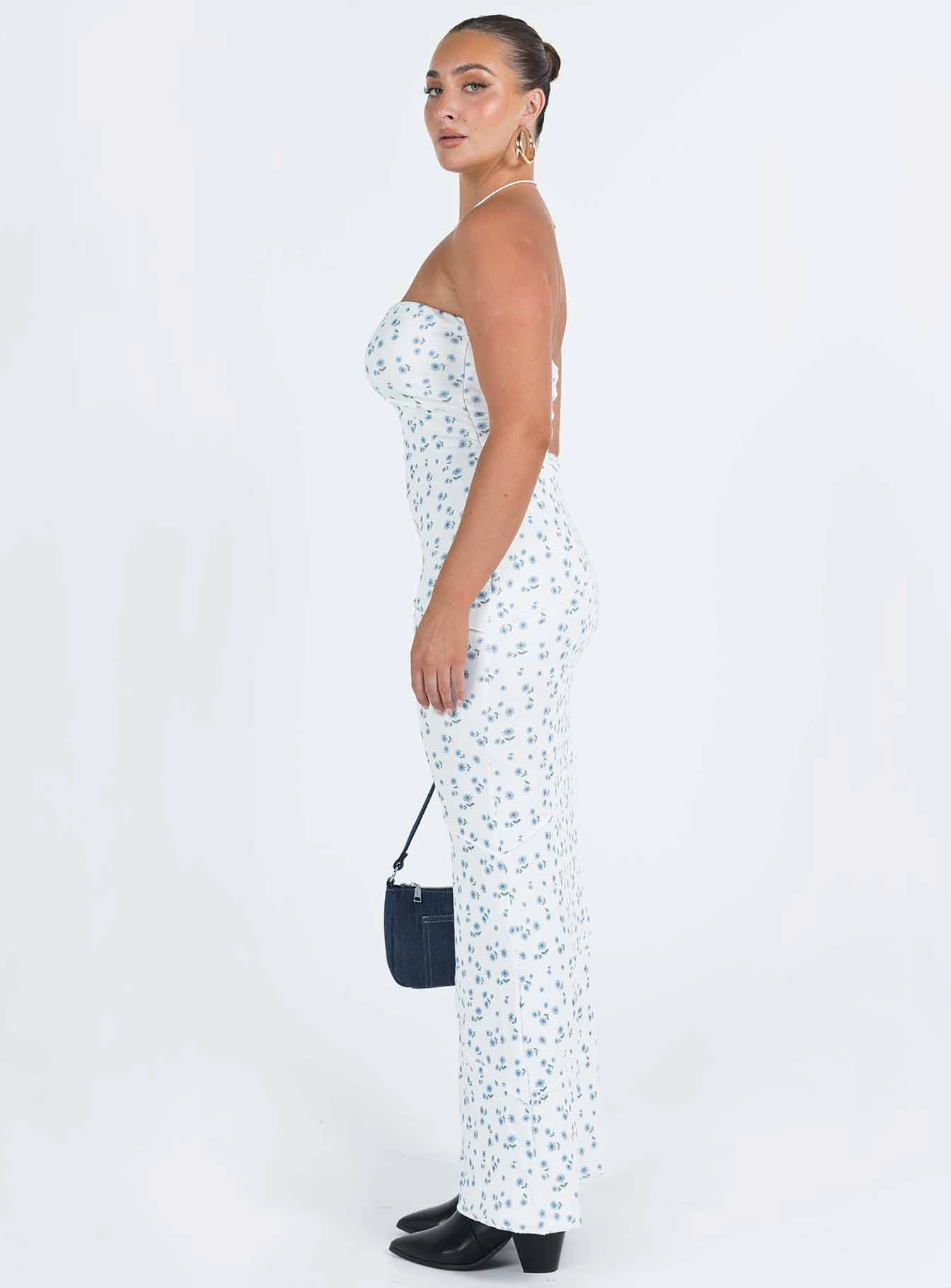 Oscar Maxi Dress Blue Floral Modest Look