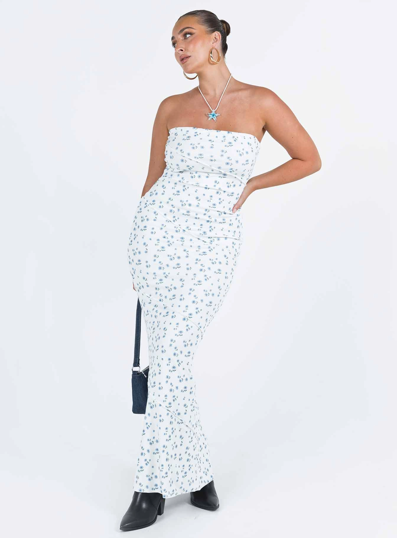 Soft touch evening dress Oscar Maxi Dress Blue Floral