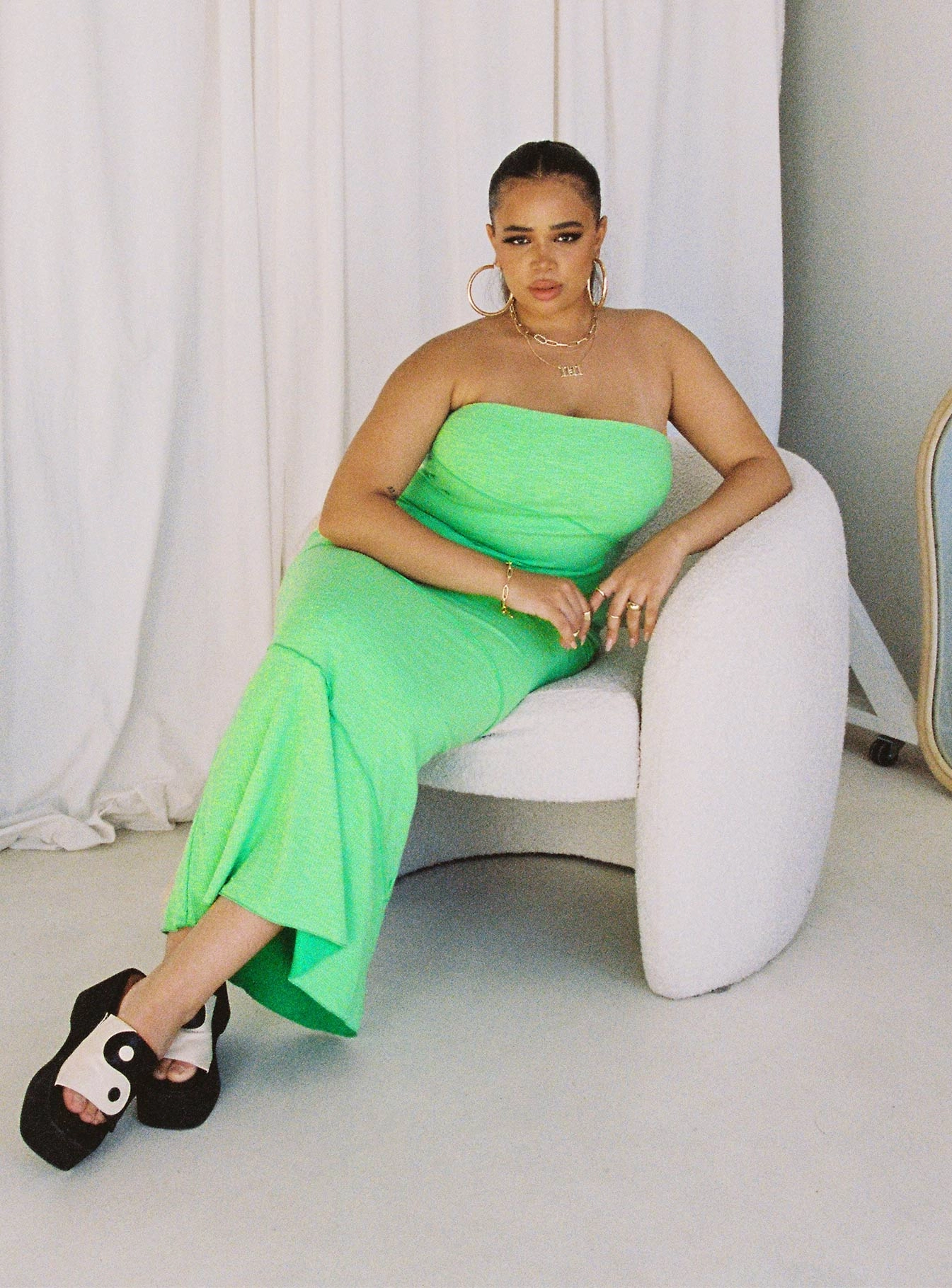 Oscar Midi Dress Green Curve Smart Pairing Everyday Style