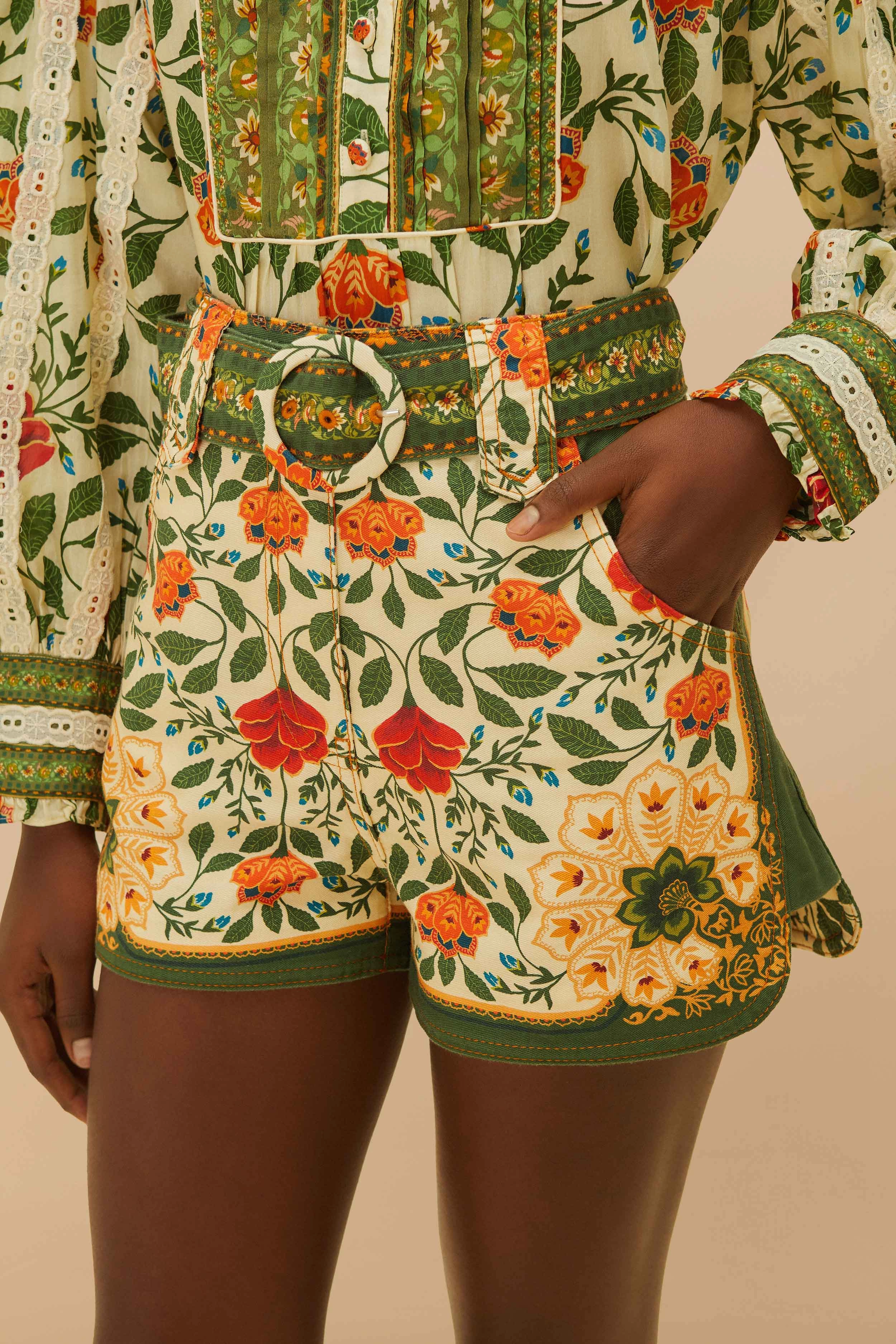 Sand Garden Tapestry Shorts Flexible Waist Preppy Style