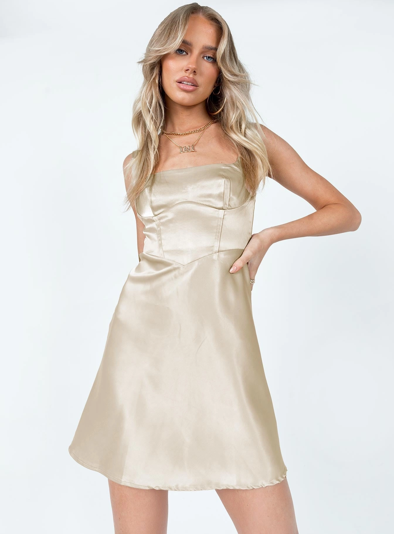 Comfortable fit dress for all body types Shine Moment Gio Mini Dress Beige