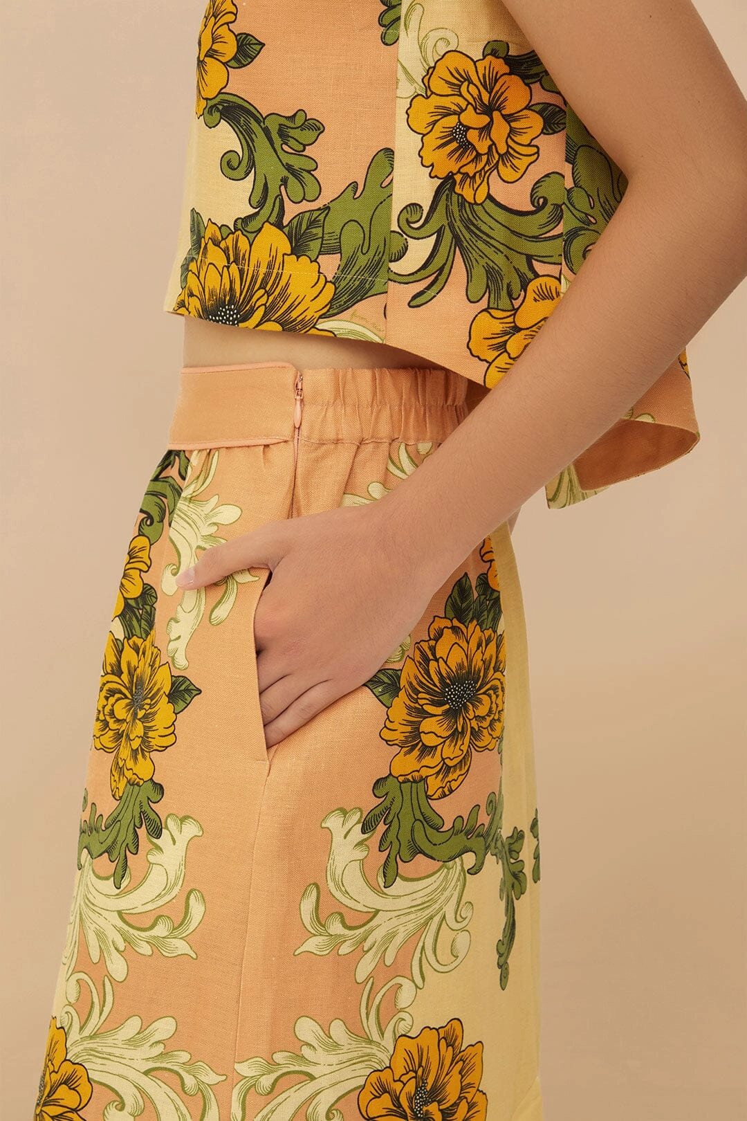 Scalloped Edge Pink Delicate Flower Arabesques Euroflax? Premium Linen Midi Skirt
