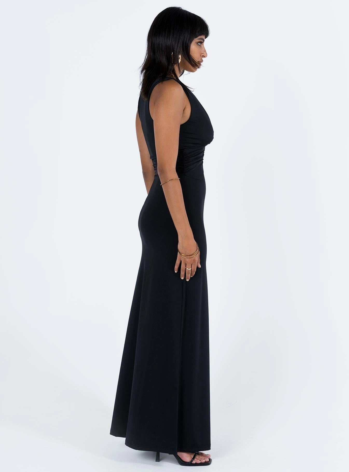 Ellia Maxi Dress Black Trendy Wearable Cool Elegance