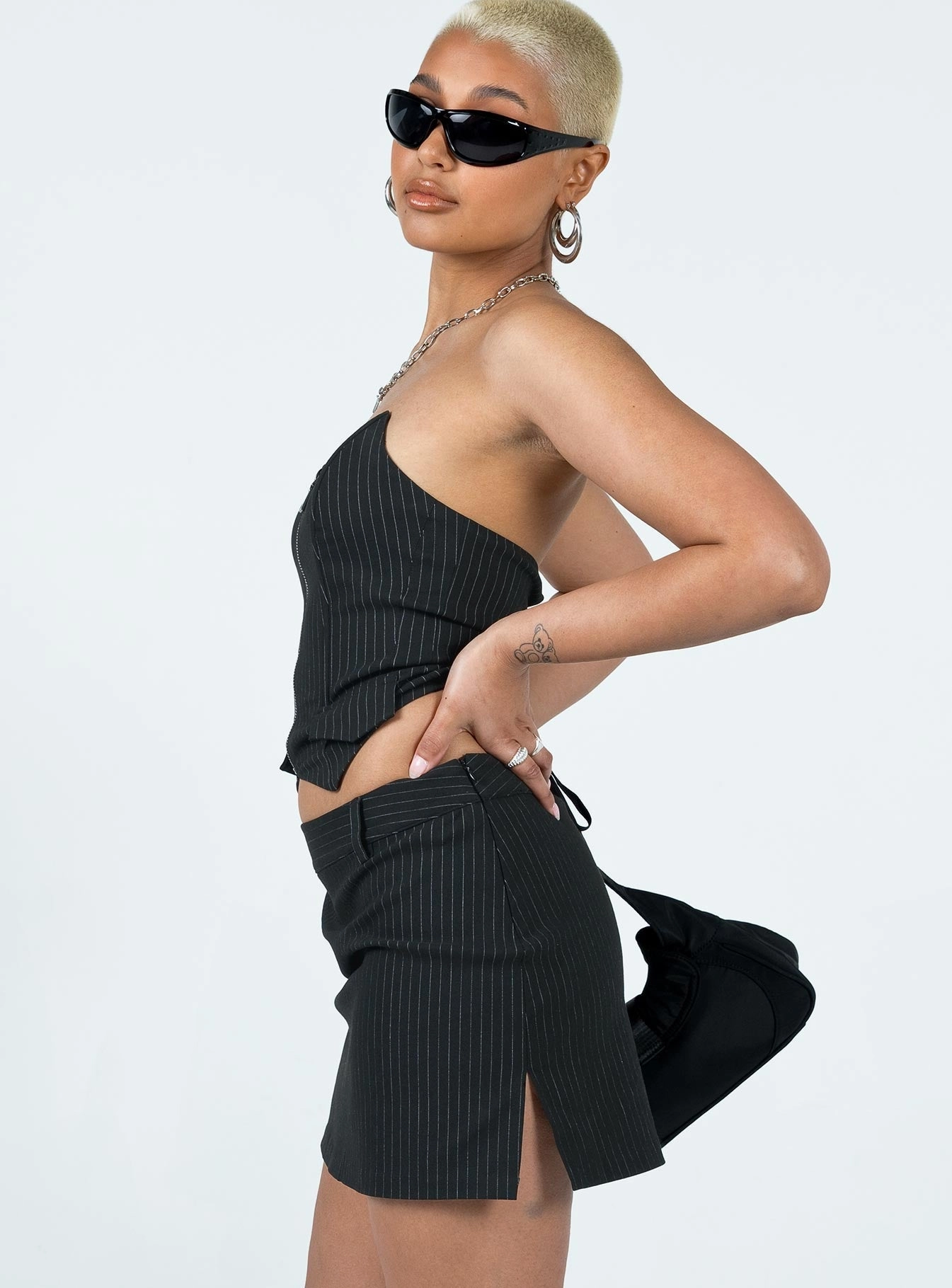 Twist Front Prepped To Prime Skirt Black Pinstripe