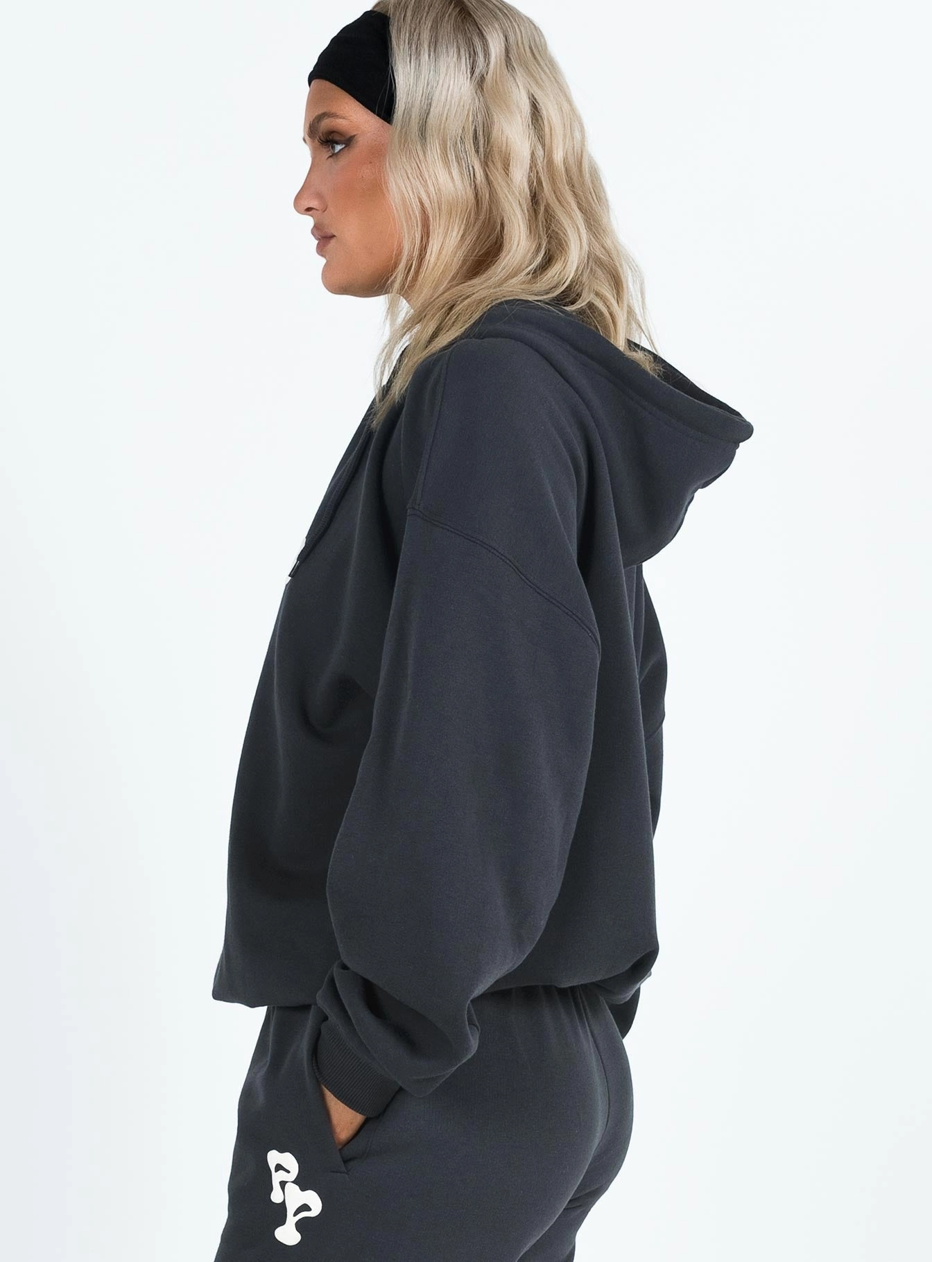 Princess Polly Hooded Sweatshirt Squiggle Text Black Sand / Eggshell Seam Free