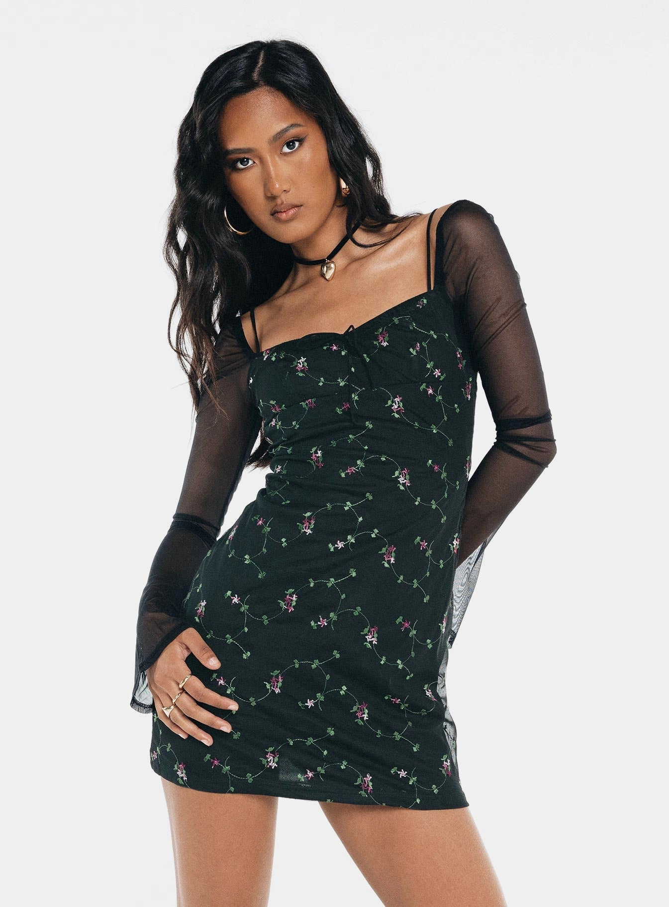 Quinny Long Sleeve Mini Dress Black Silky Movement Cozy And Stylish