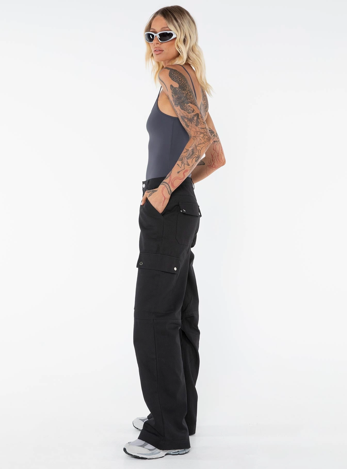 Sport Friendly Reflective accents Fallout Mid Rise Cargo Pants Black Tall