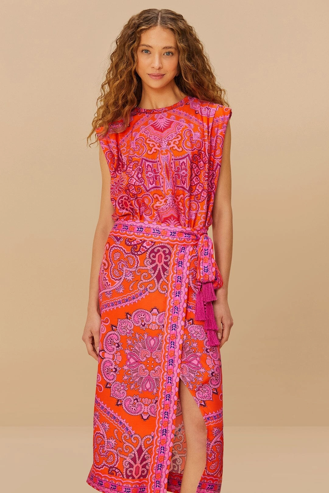 Sporty Edge Machine washable Red Paisley Scarf LENZING? ECOVERO? Viscose Midi Skirt