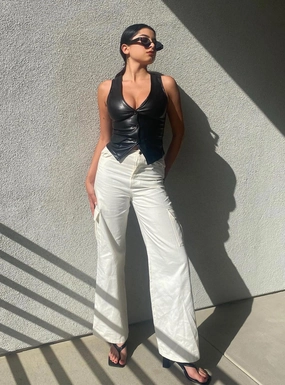 Alesiha Jean White Music Event Smooth Casual