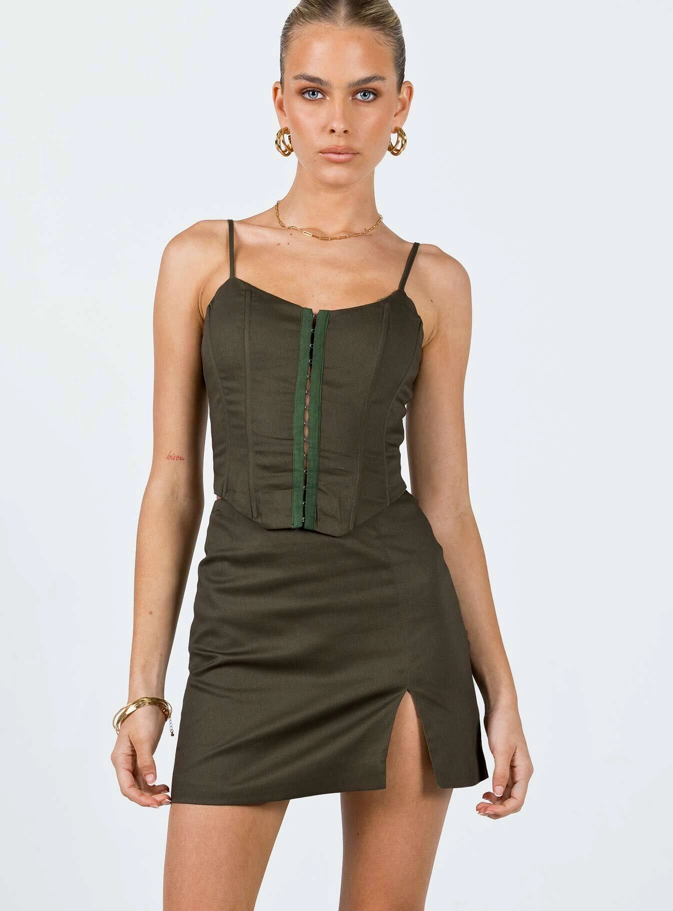 Karina Set Khaki Playful Vibe Fade Resistant Cloth