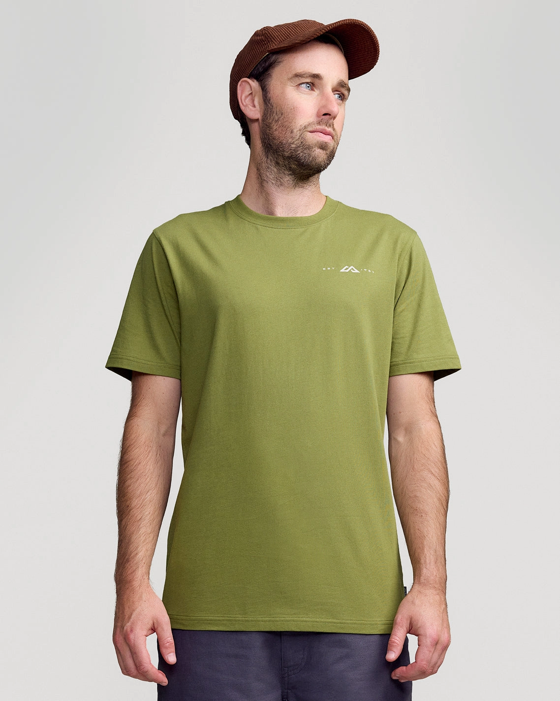 Fashion-Forward Fit Men's Mountain Rays Organic Cotton T-shirt - Dark Fern
