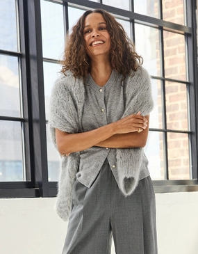 Comfy Performance Relaxed Comfort Design Unsubscribed Everyday-Weight Cashmere Sweater Vest