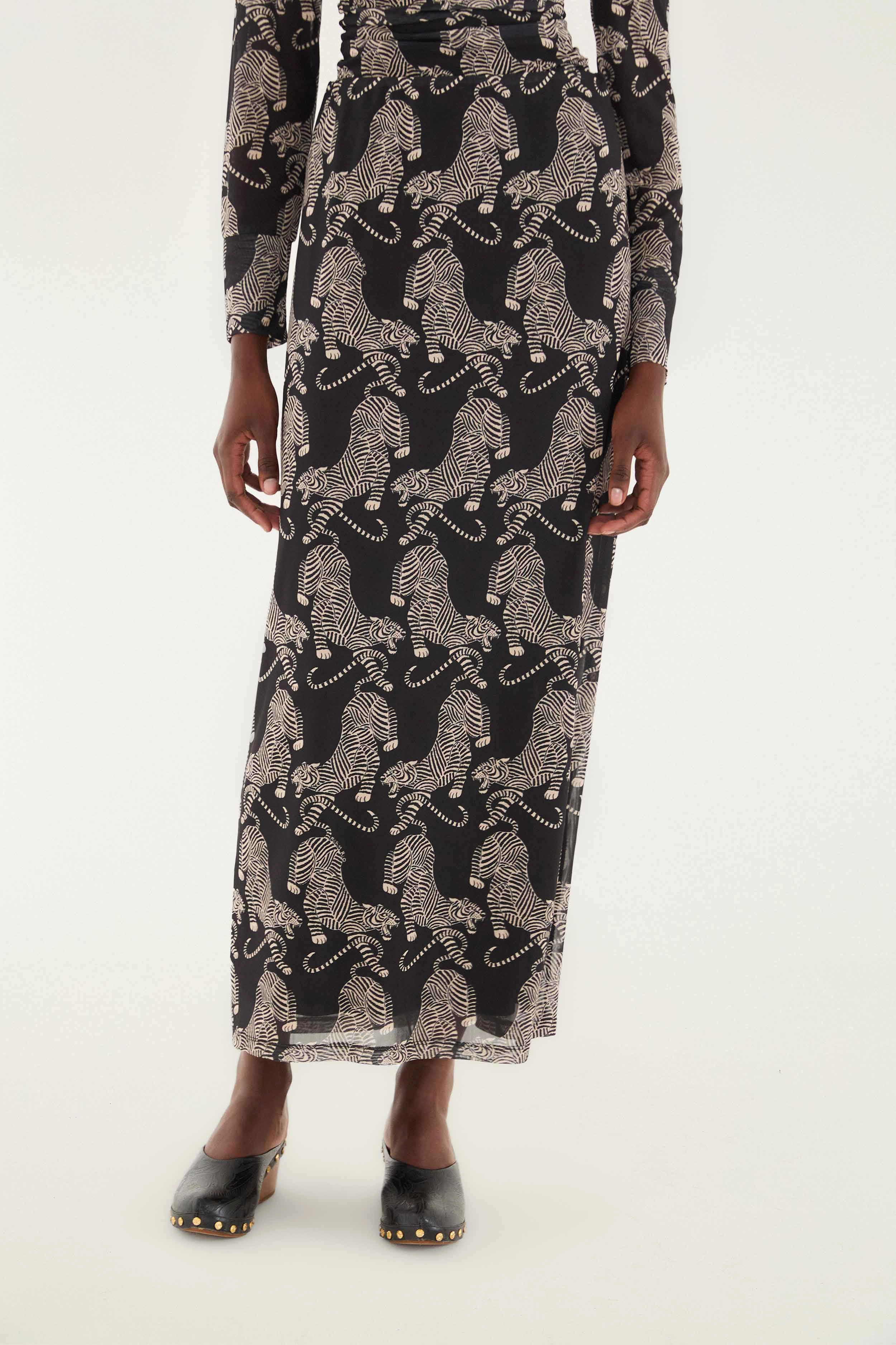 Simple Style Stretch Comfort Black Striped Tigers Tulle Maxi Skirt