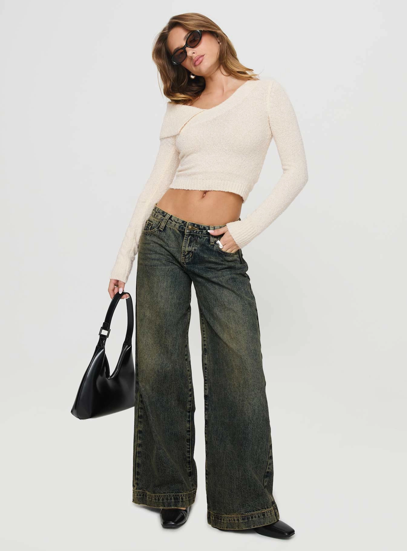 City Walk Smart Casual Couple Look Work Ready Ribbon Stamp Low Rise Wide Leg Jeans Antique Wash Petite