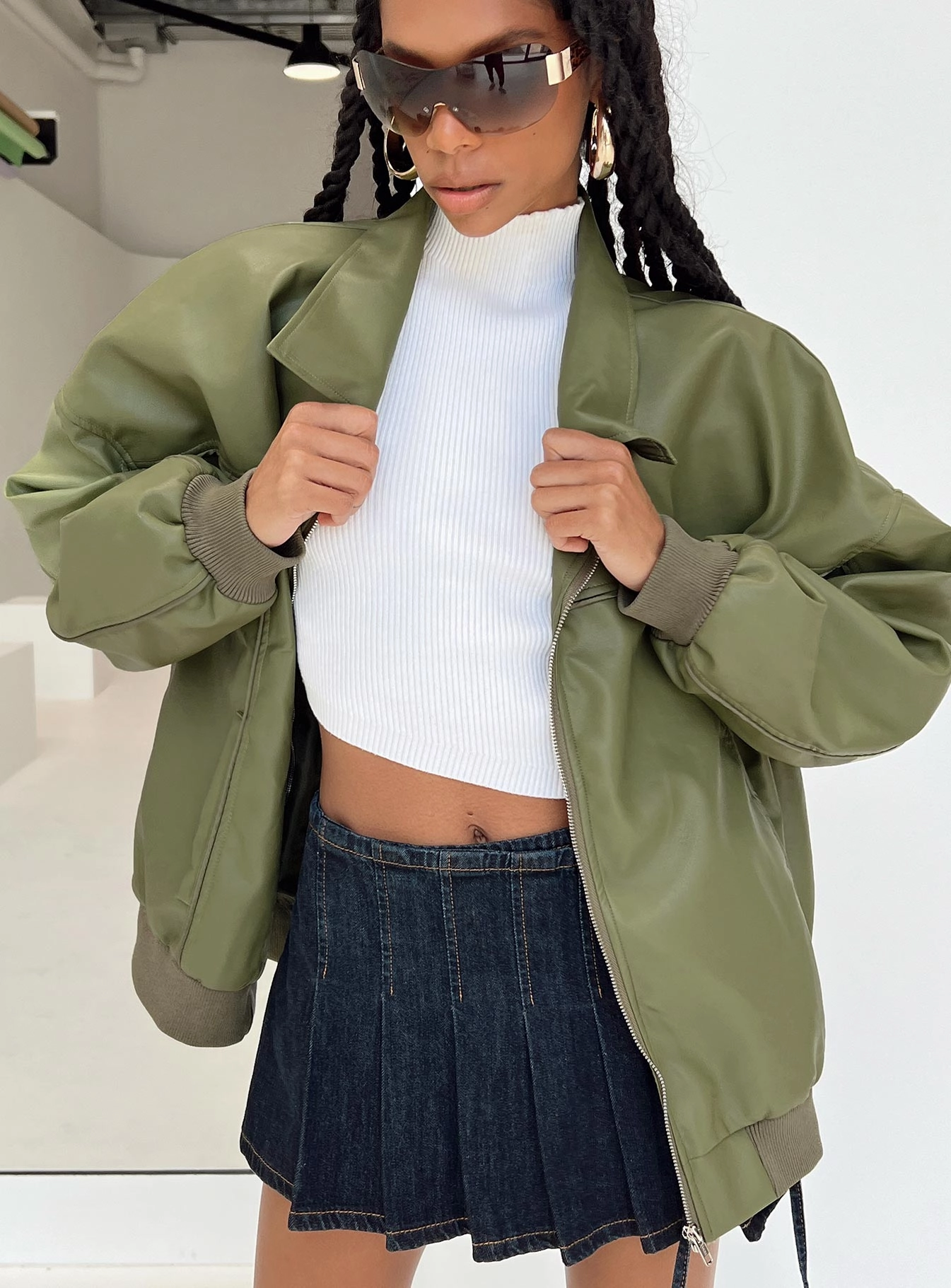 ElasticizedWaistbandSystem Subtle Design Detail Goldsmith Faux Leather Bomber Jacket Green