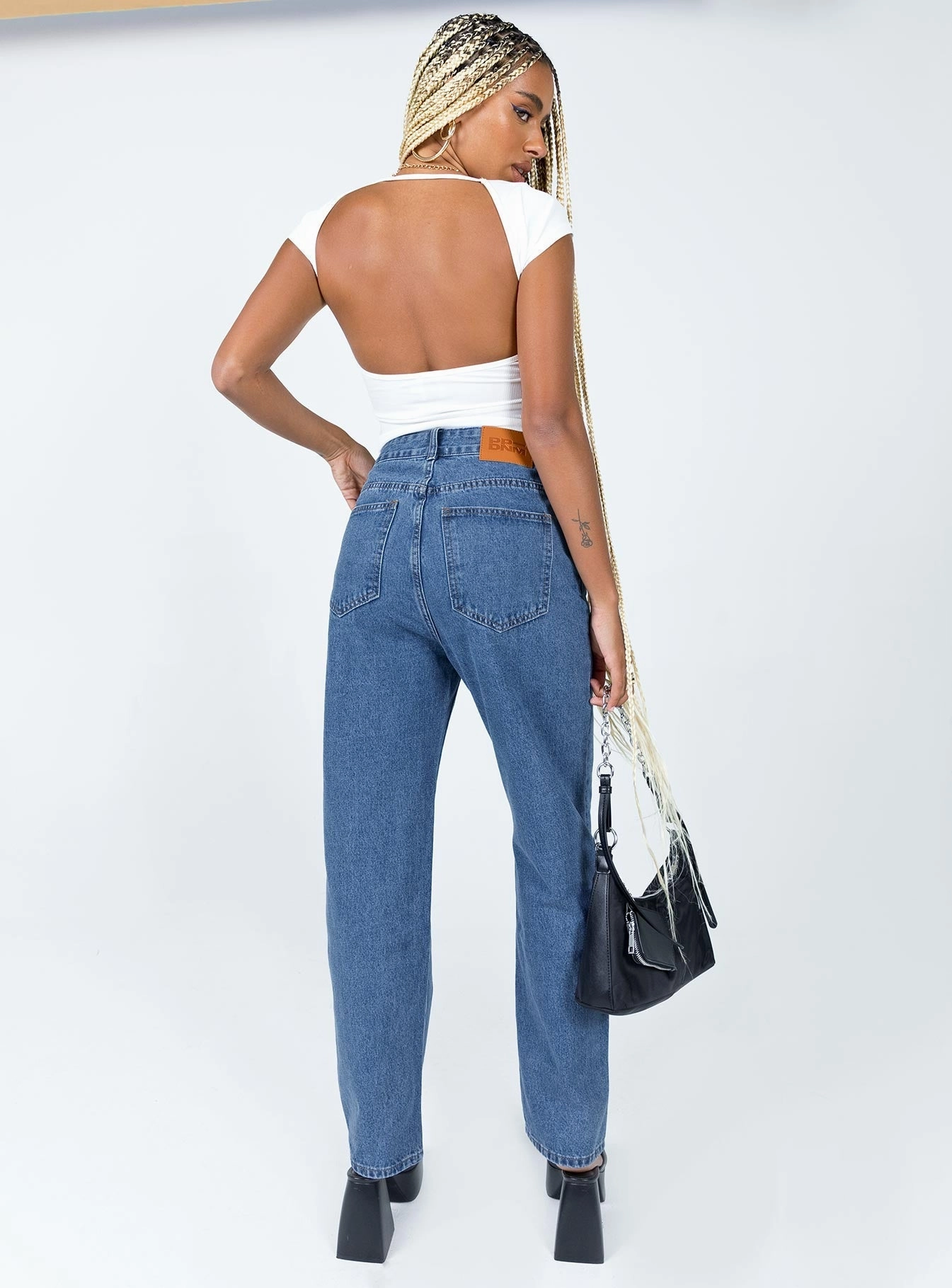 Palais Mom Jeans Mid Wash Denim Easy Option Relaxed Style Outdoor Enthusiast Evening Stroll