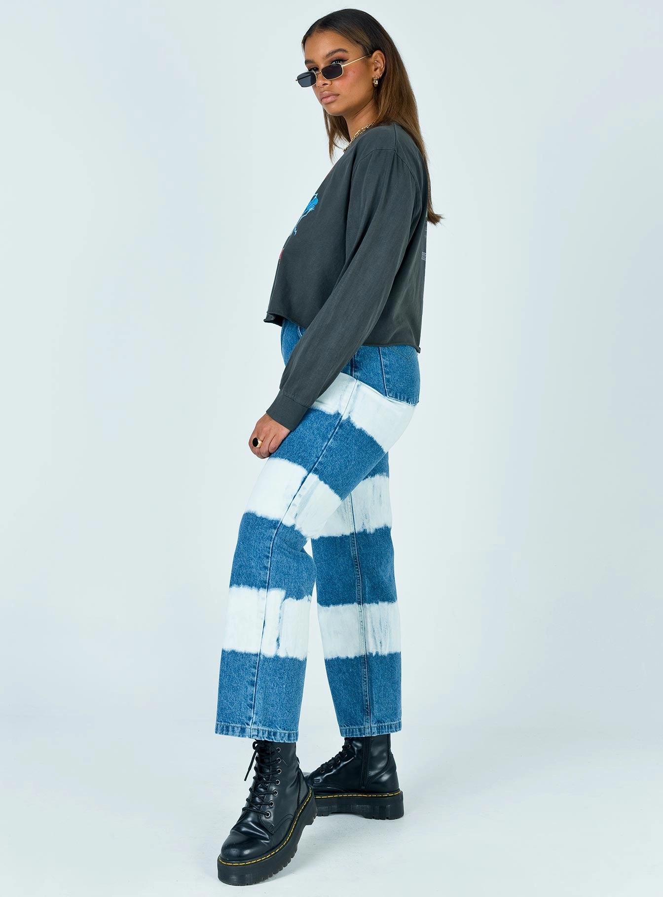Relaxed Cut The Ragged Priest Mid Blue Dad Jeans With White Bleach