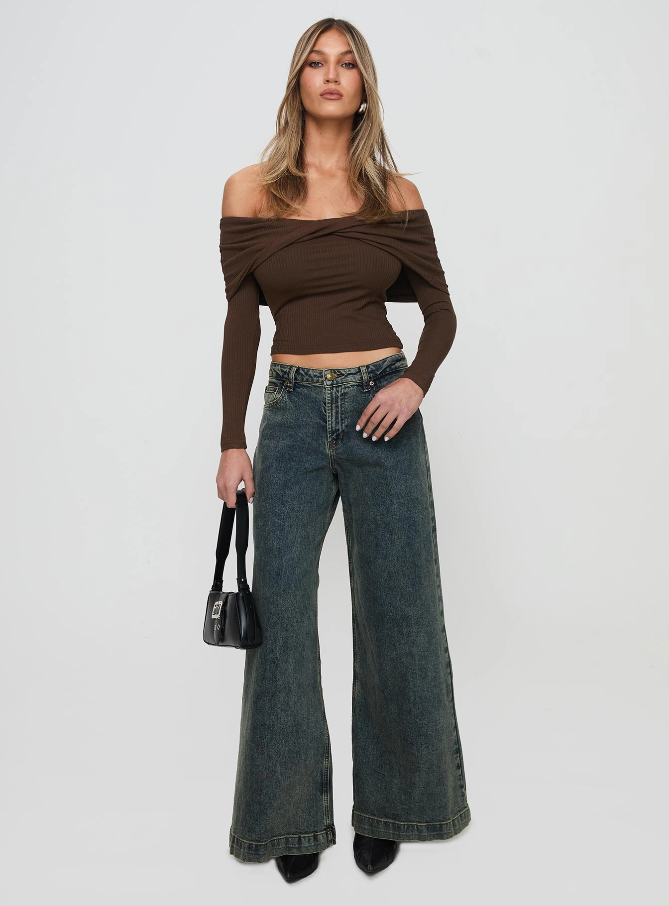 Ziggie Low Rise Baggy Jeans Antique Wash Couple Look Modern Sleek Shape