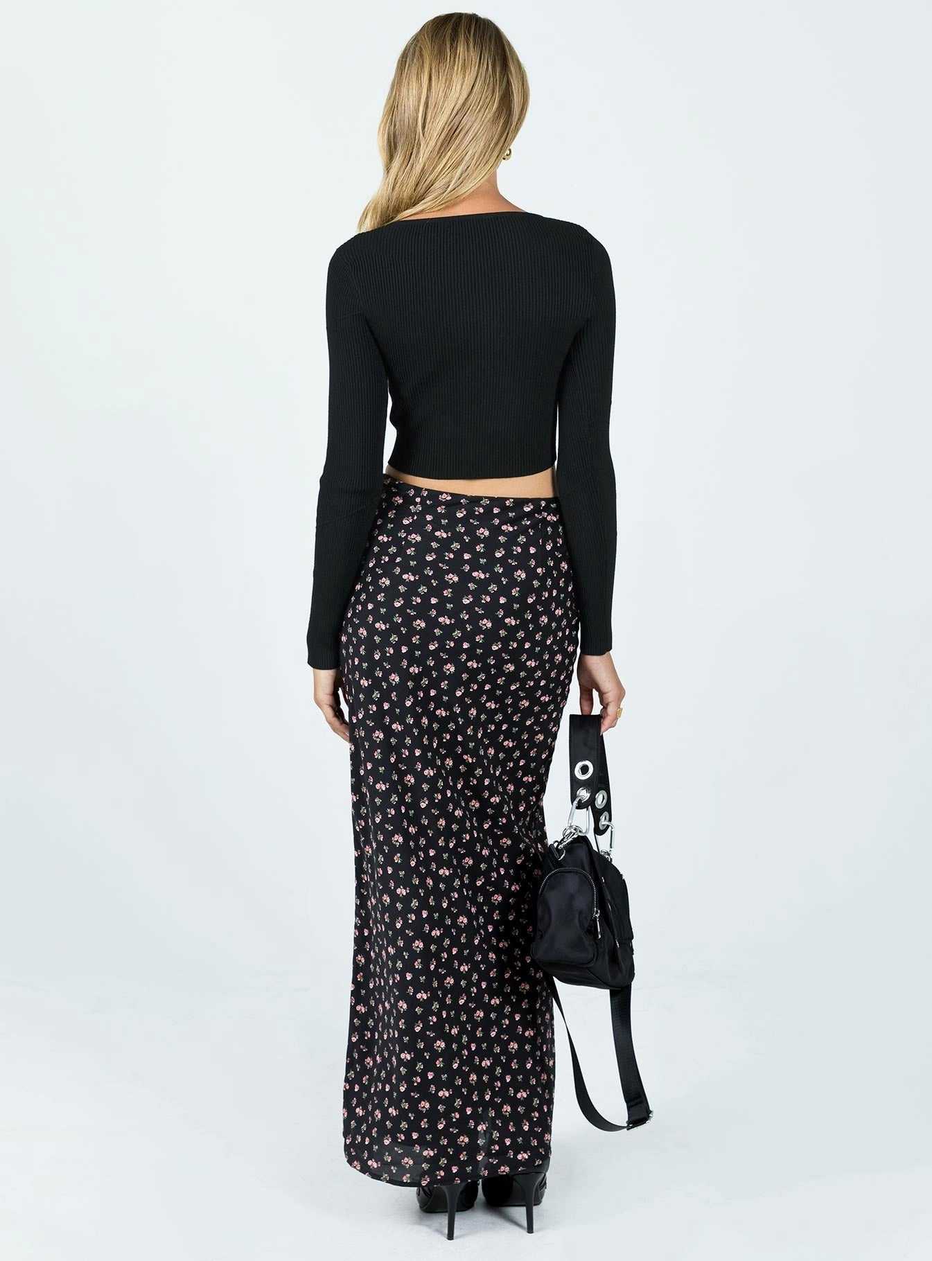Fresh Fit Sariah Maxi Skirt Black