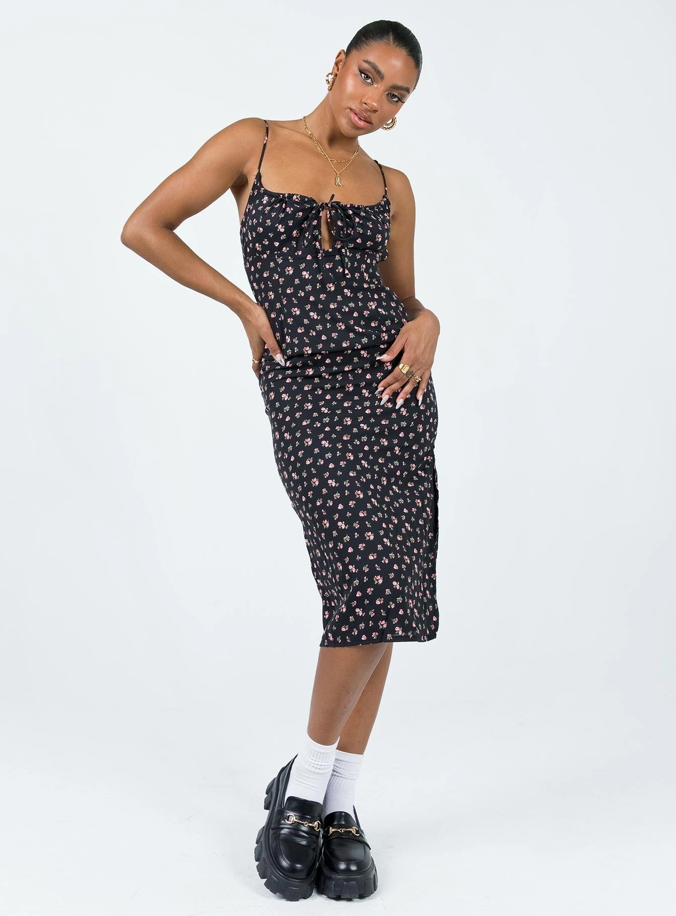 Skin Hug Daytime Mood Noda Midi Dress Black / Floral
