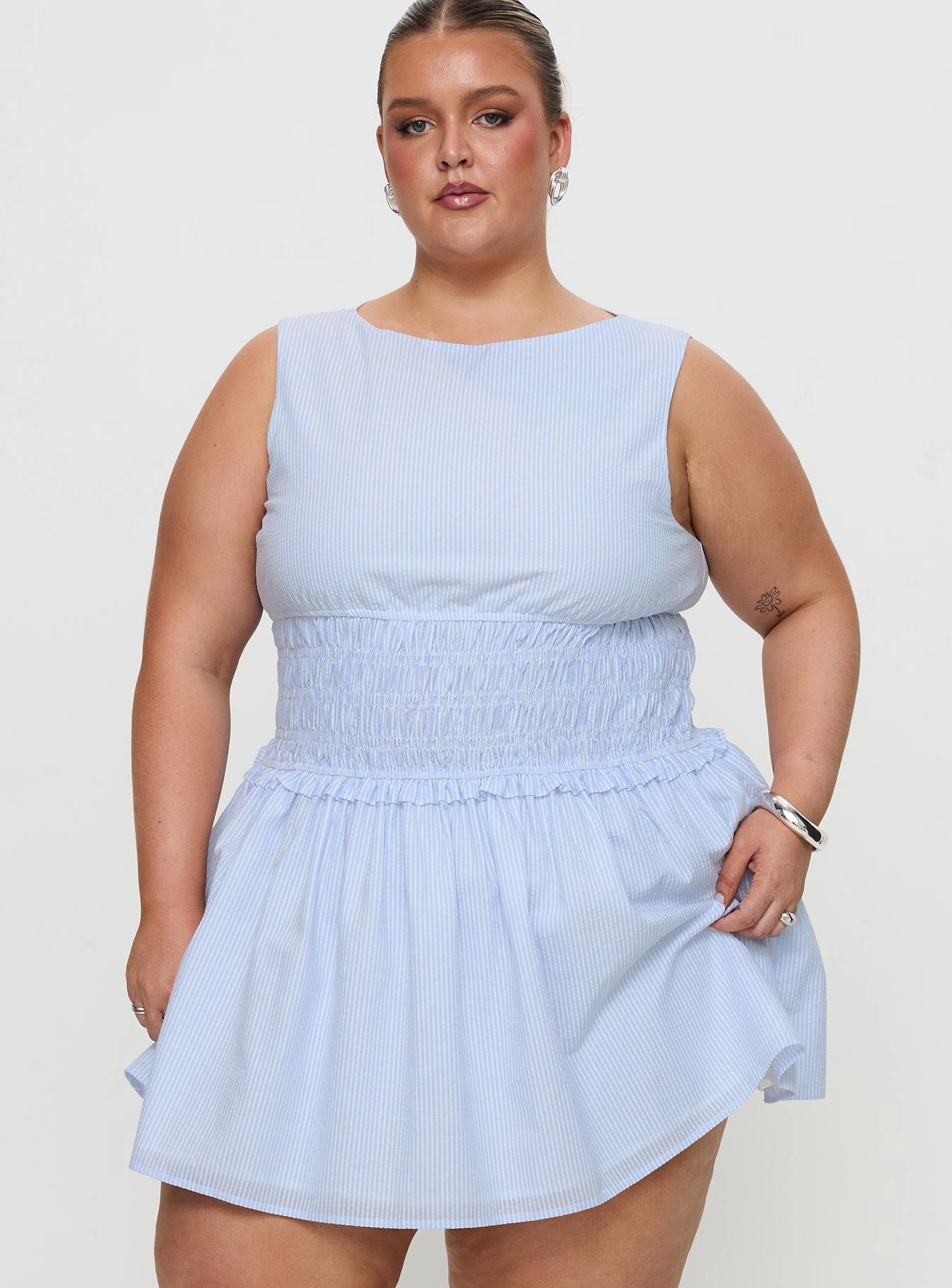 Yennifer Shirred Mini Dress Blue / White Curve Soft Neutral