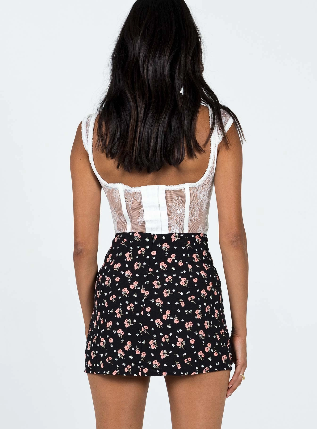 Style Essential Comfy Fit Selby Mini Skirt Black Floral