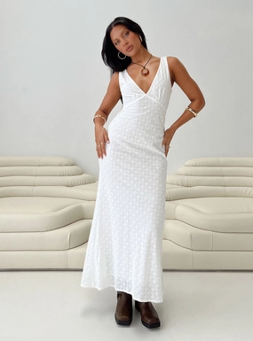 Chic Statement Nellie Maxi Dress White