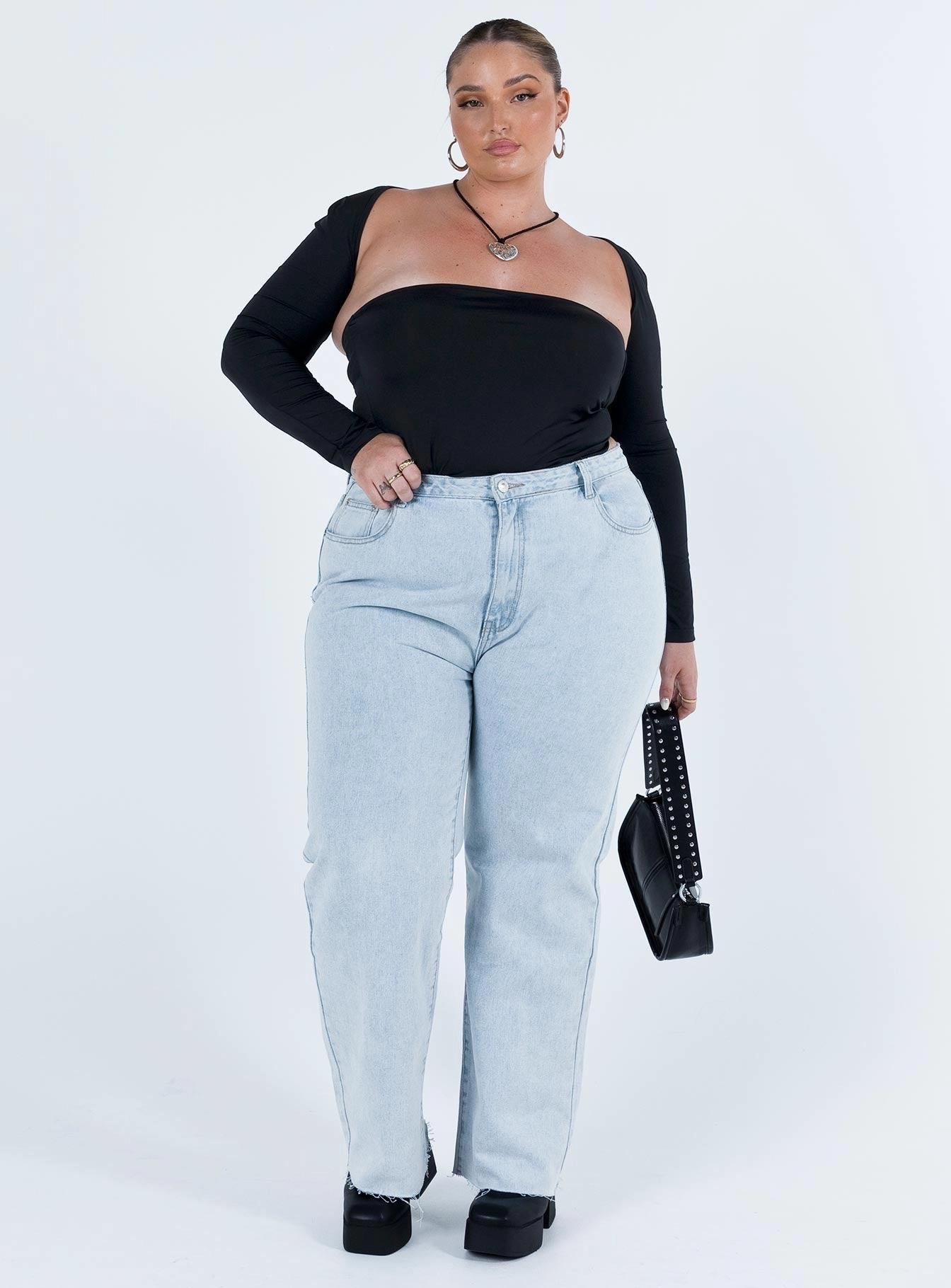 Queenstown Straight Leg Jeans Light Wash Denim Curve Modern Look Spring Mood Outdoor Enthusiast Formal