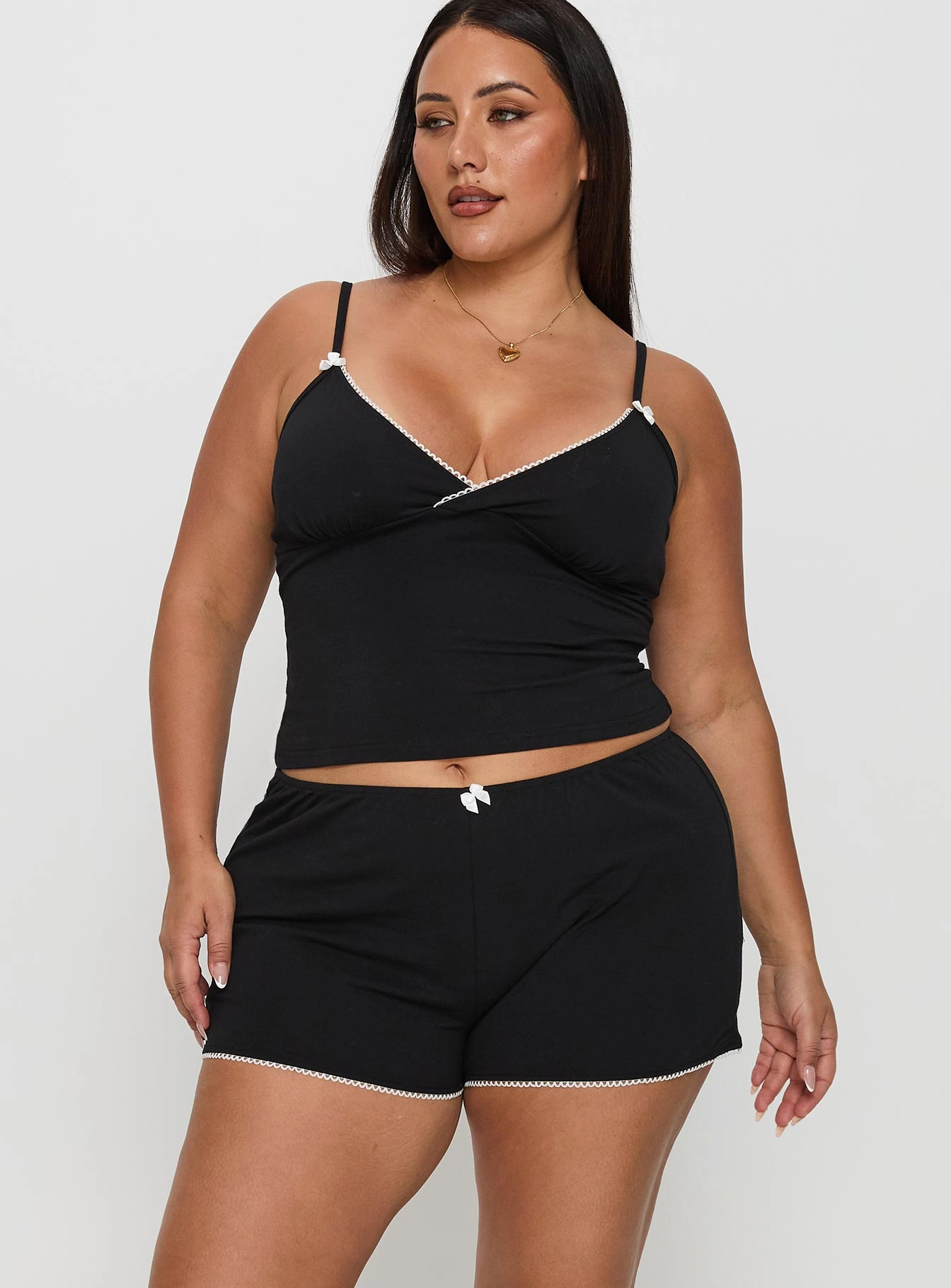 Slow Start Jersey Sleep Short Black Curve Sneakers