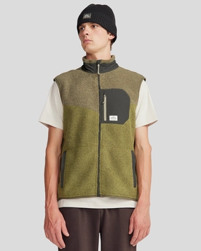 Co-Z High Pile Men's Vest - Light Moss/Dark Fern Laser Cut Vents Ergonomic Mobility Cut