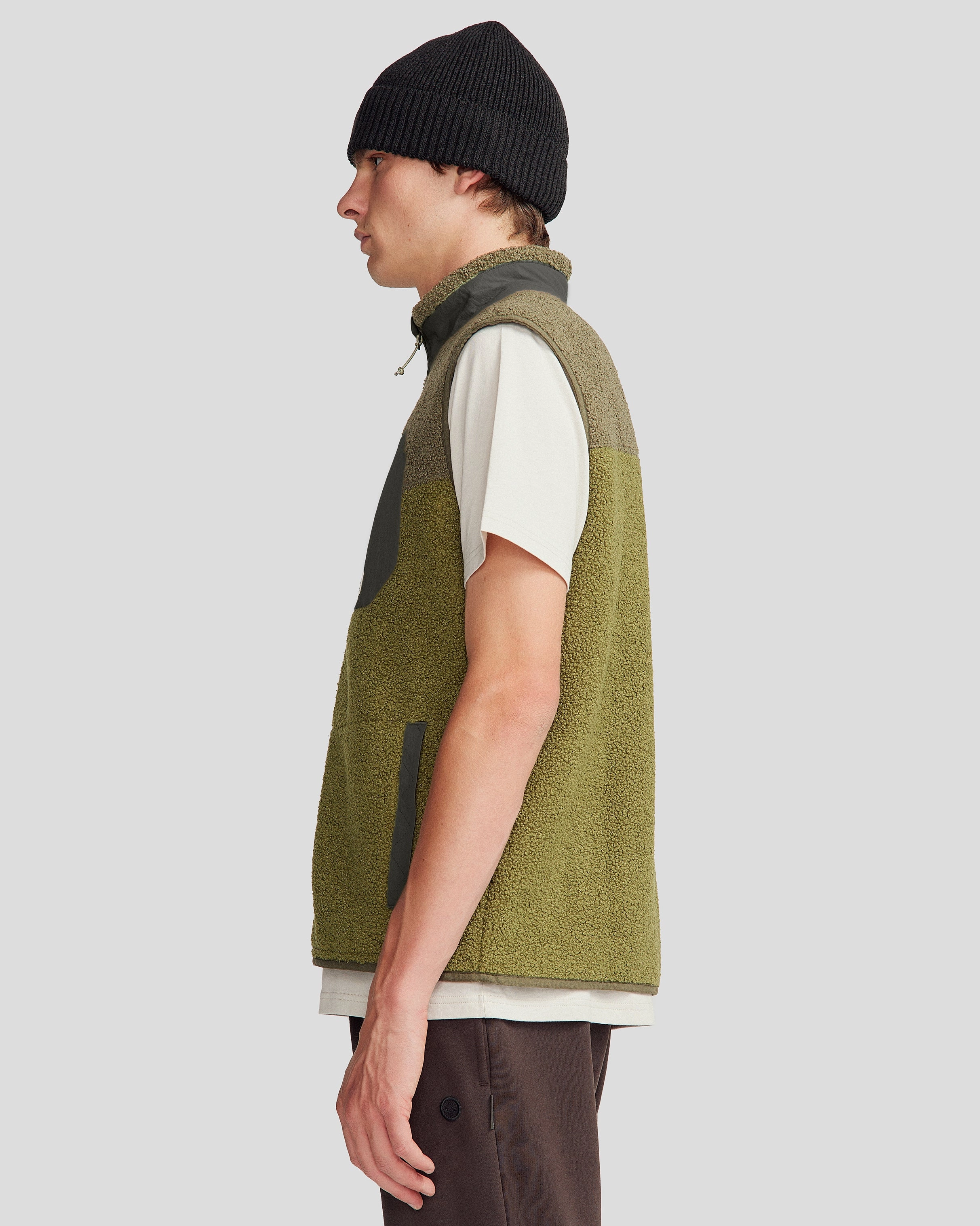 Co-Z High Pile Men's Vest - Light Moss/Dark Fern Moisture Management Fabric