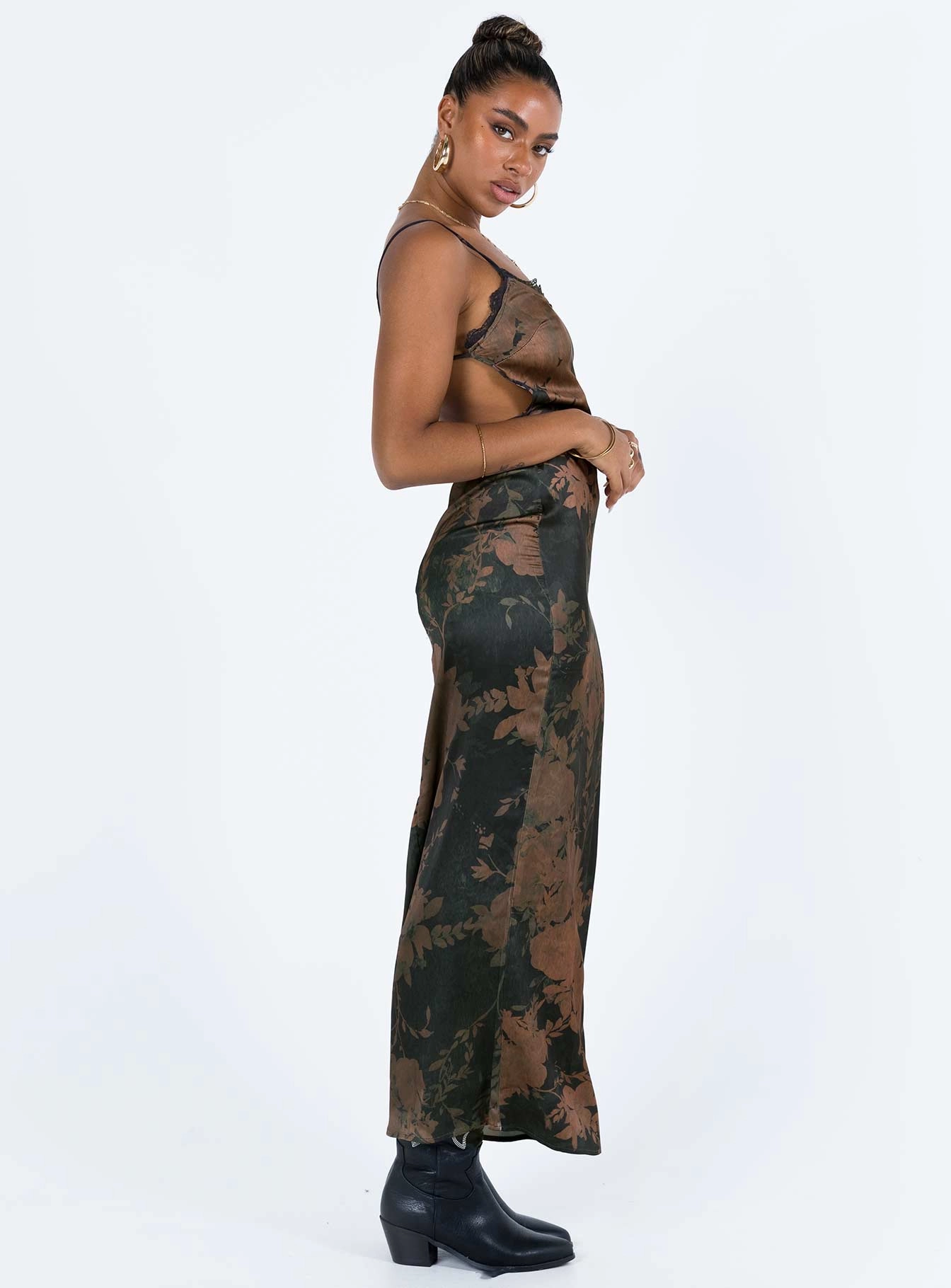 Charlow Maxi Dress Black / Brown Spring Garden Delicate Details