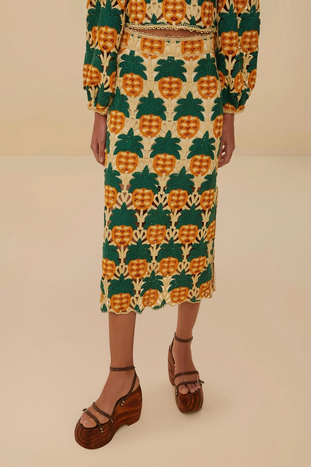 Everyday Look Sand Pineapple Crochet Skirt