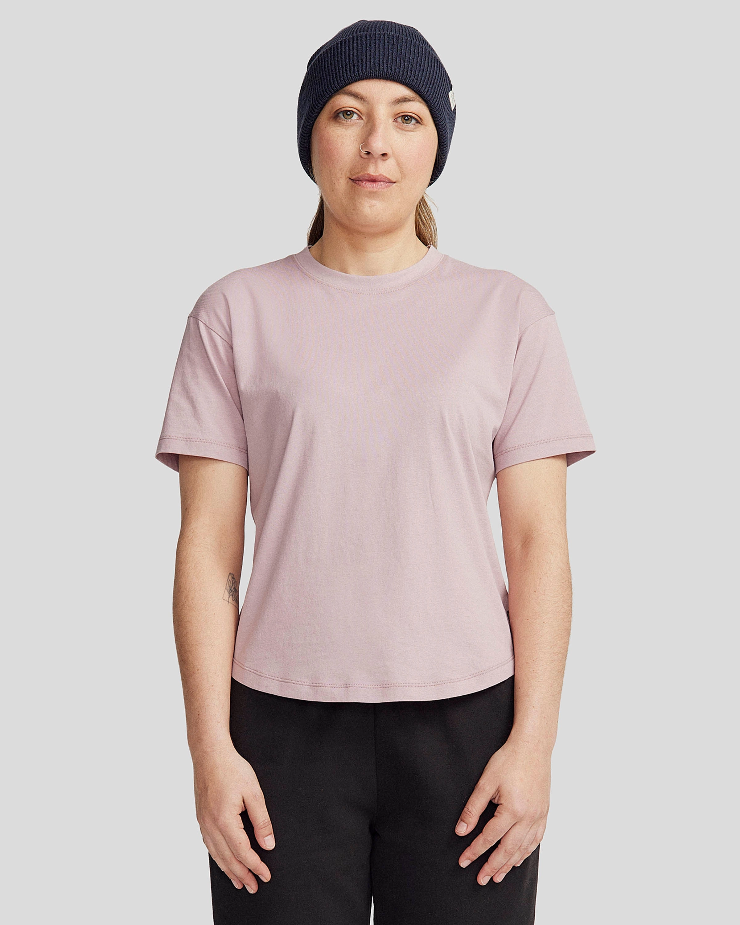 Autumn coziness Women's Solid Organic Cotton T-Shirt - Light Thistle