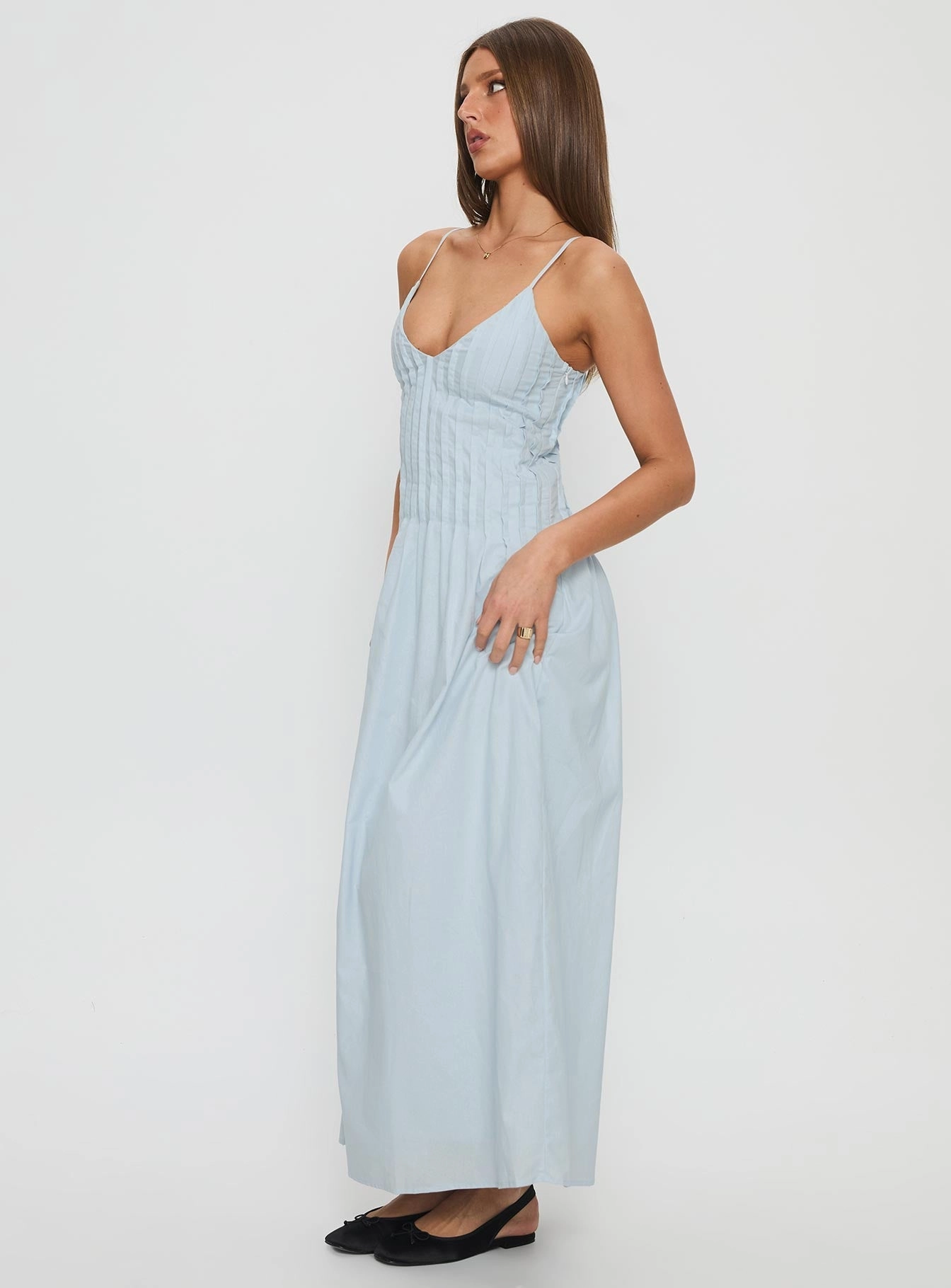 Fresh Stitch Sharp Finish Adriela Pleat Maxi Dress Blue