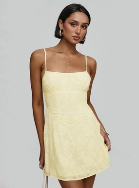 Relaxed Finish Bohemian-Style South Of France Mini Dress Yellow
