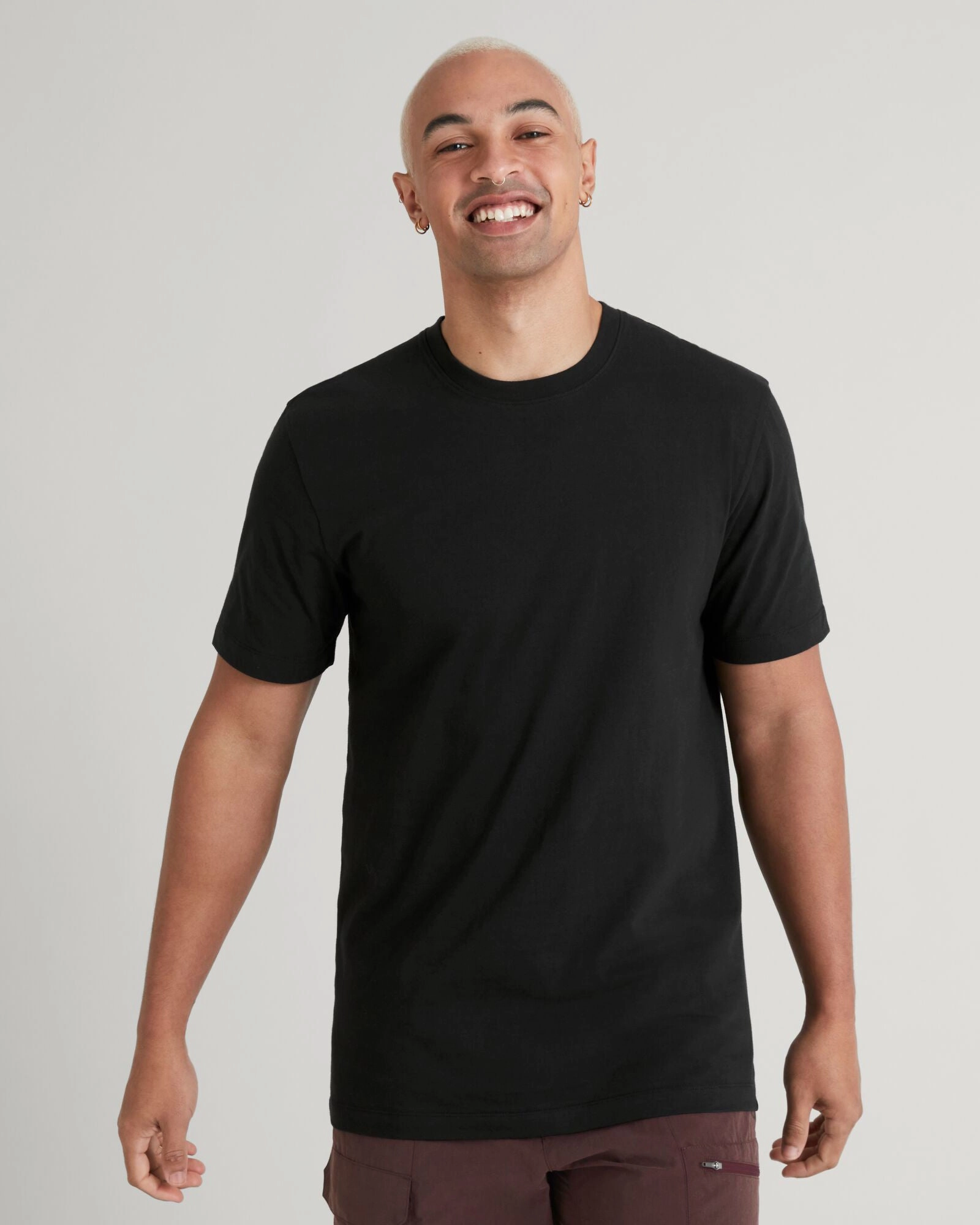 High Density Knit KMD Solid Men's Short Sleeve T-shirt - Black Stingray