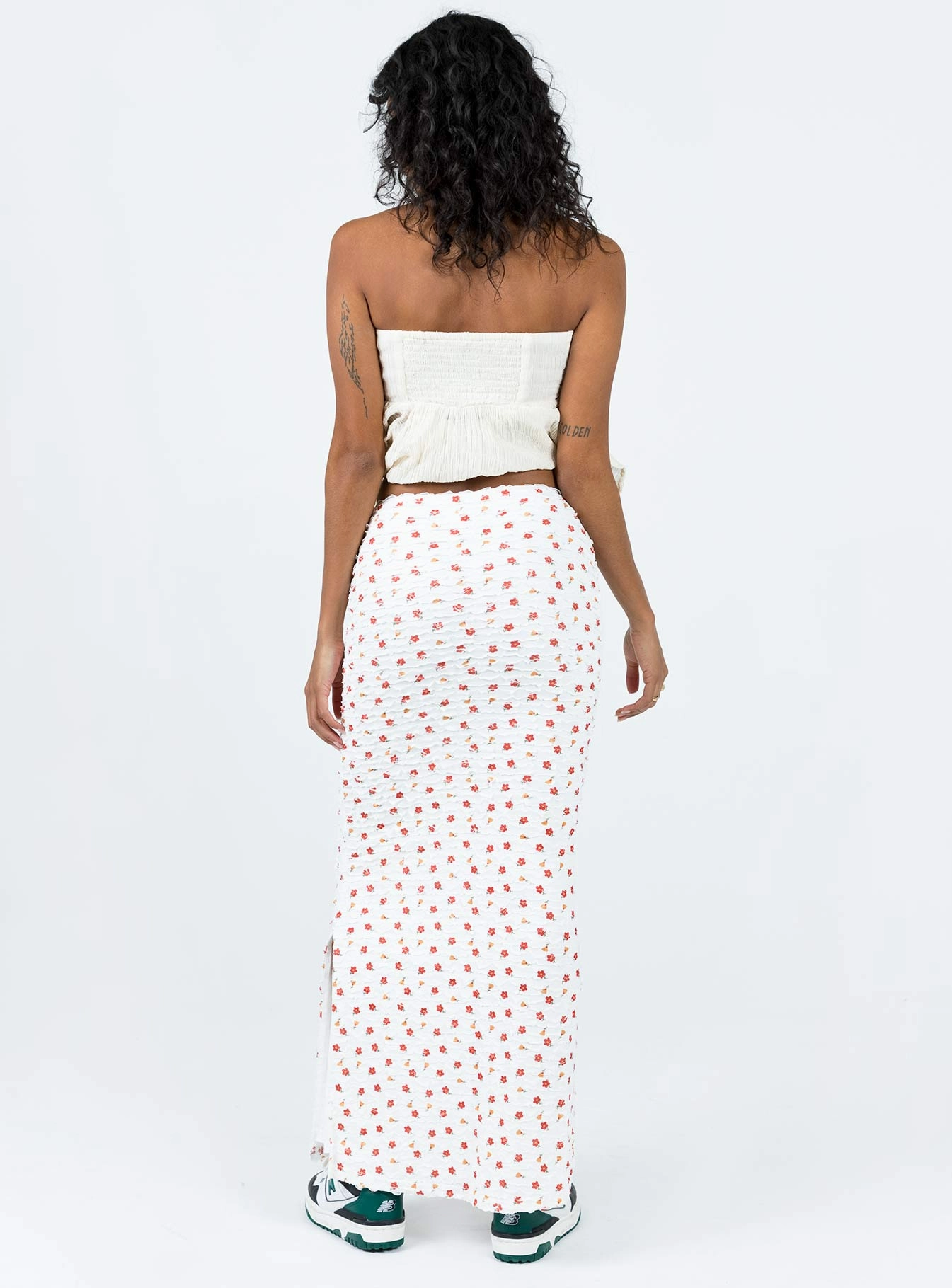 Visual Outfit No Ride Up Stephie Maxi Skirt White