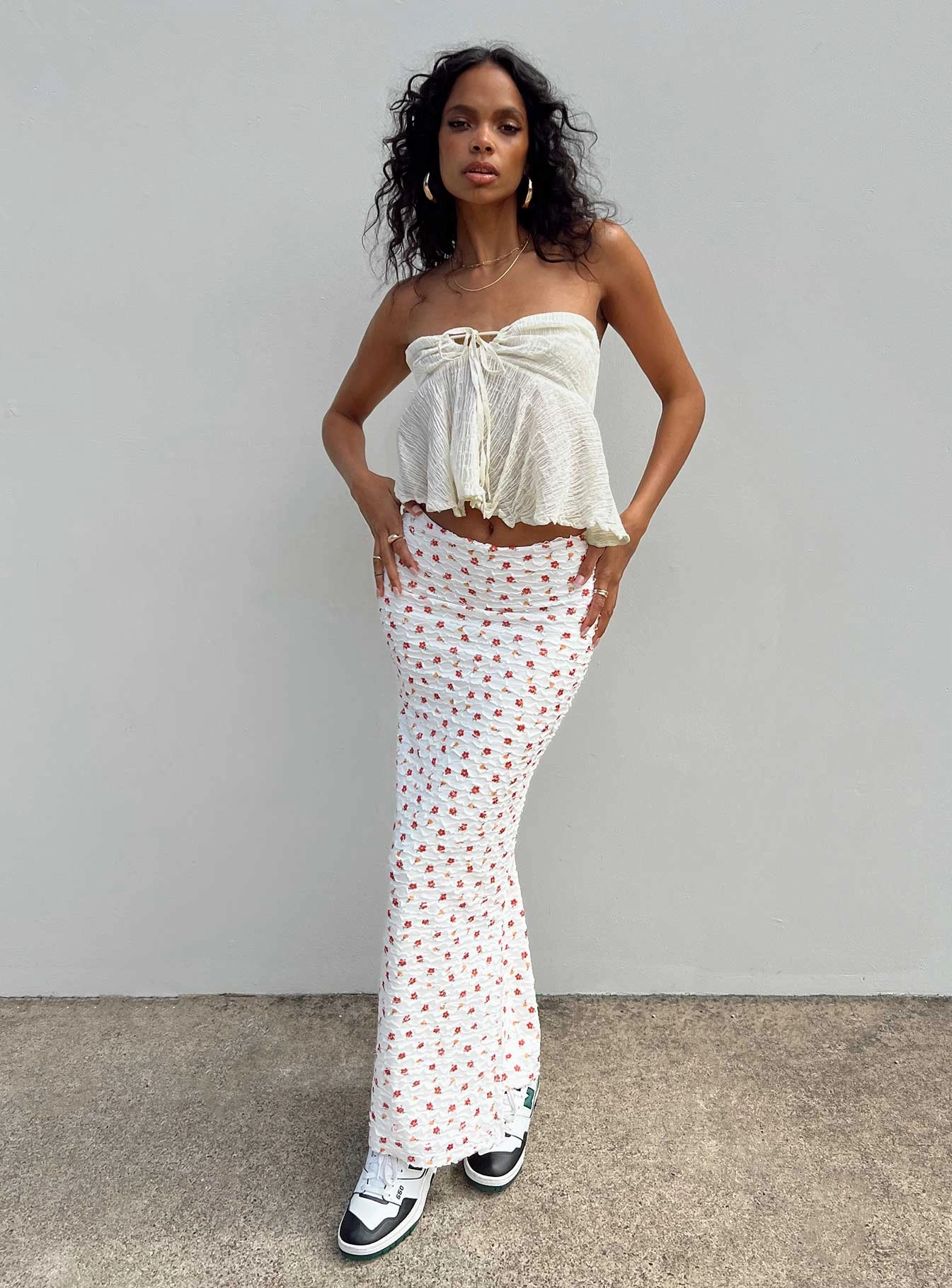 Stephie Maxi Skirt White A Line Cut Simple Comfort
